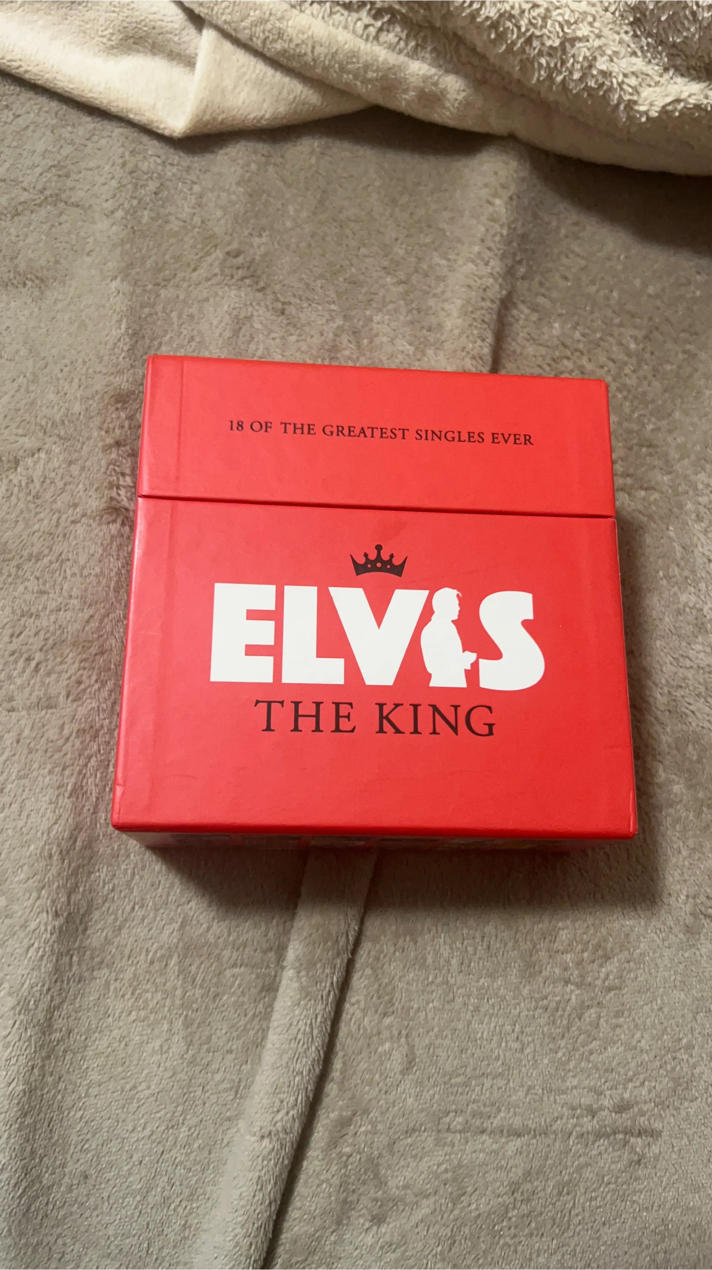 Elvis - The King, 18 Greatest Singles Ever CD Box Set