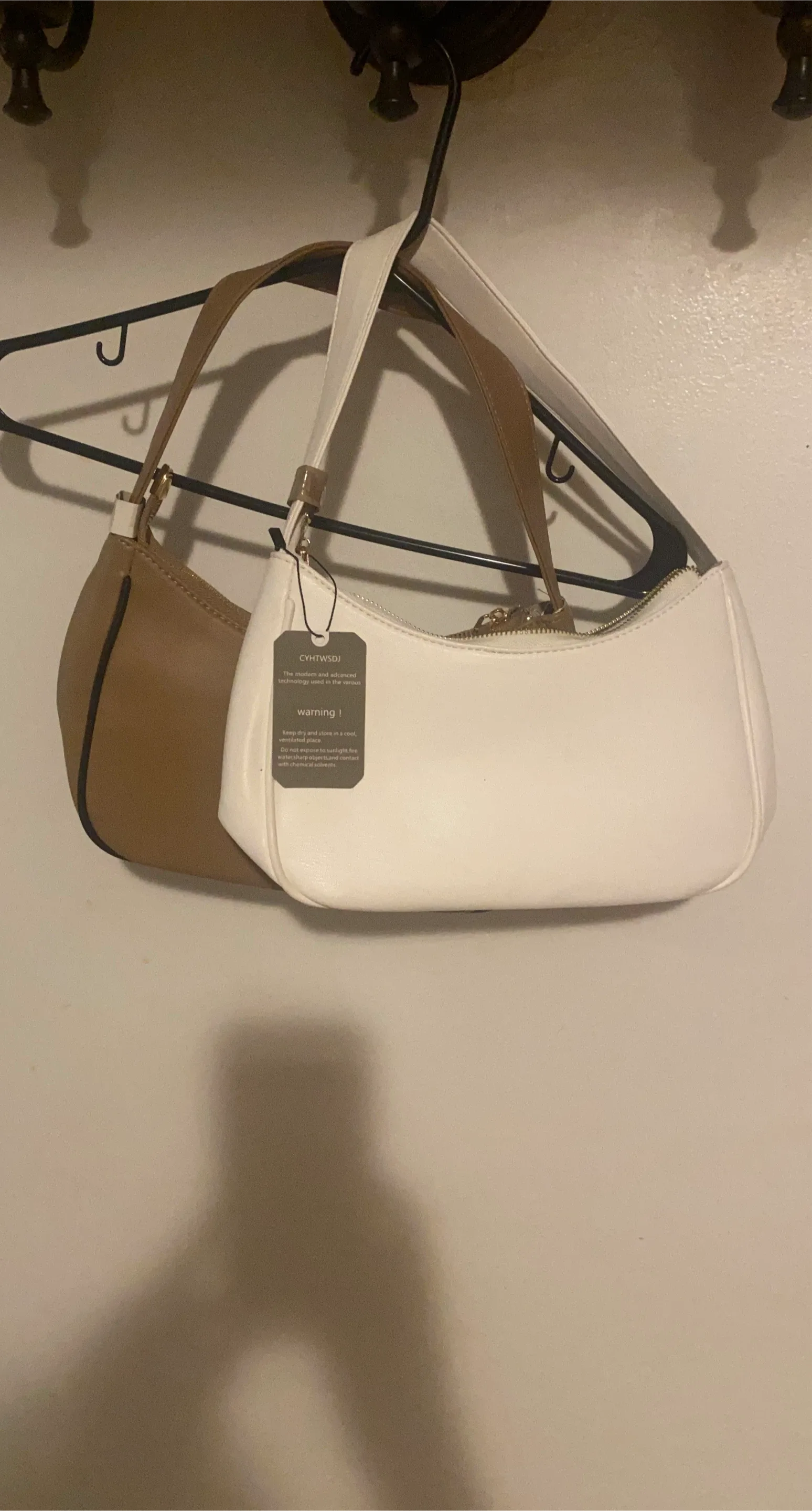 CYHTWSDJ Shoulder Bag - White & Brown