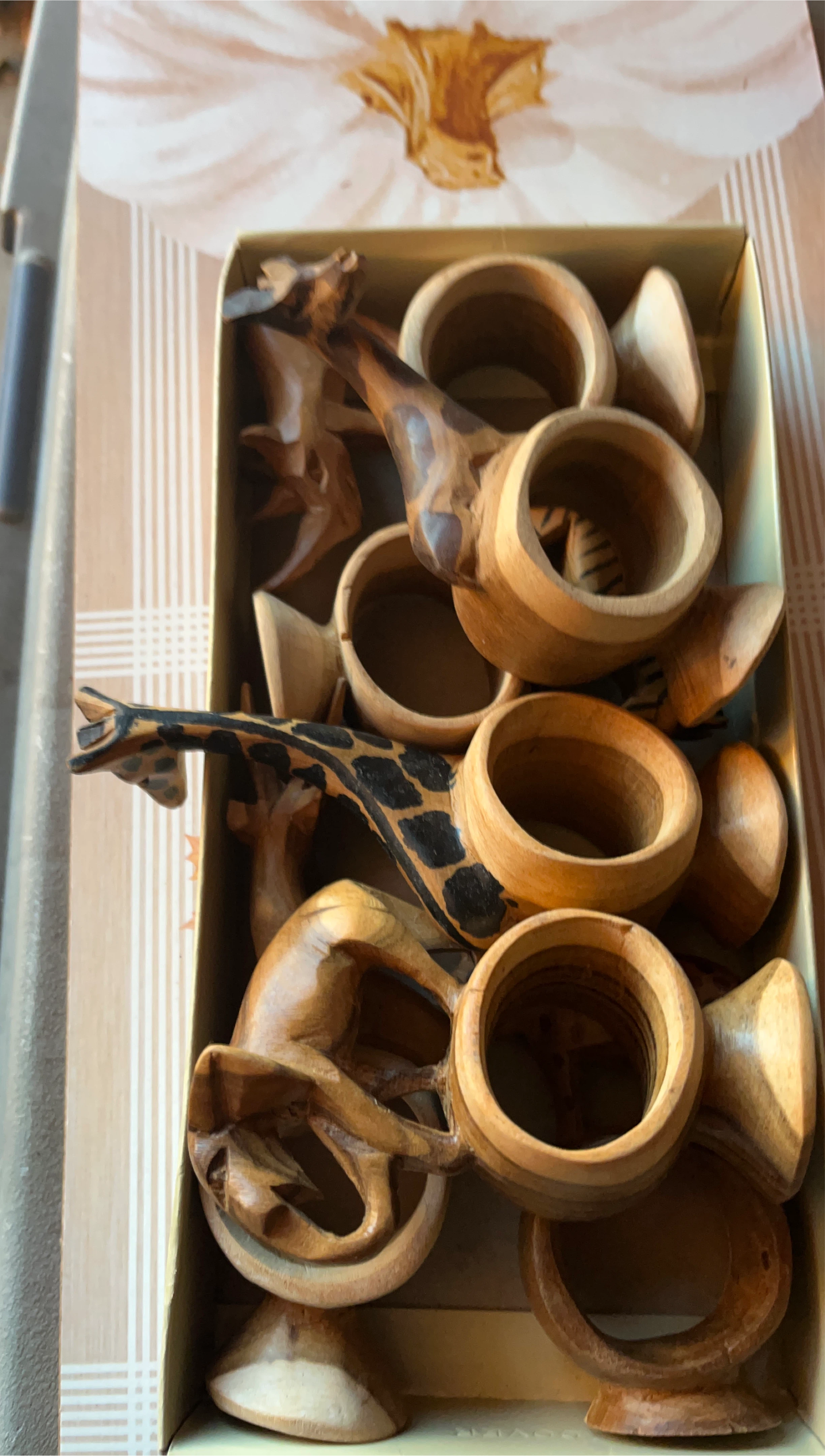 Wooden Giraffe Napkin Rings (Set of 8)