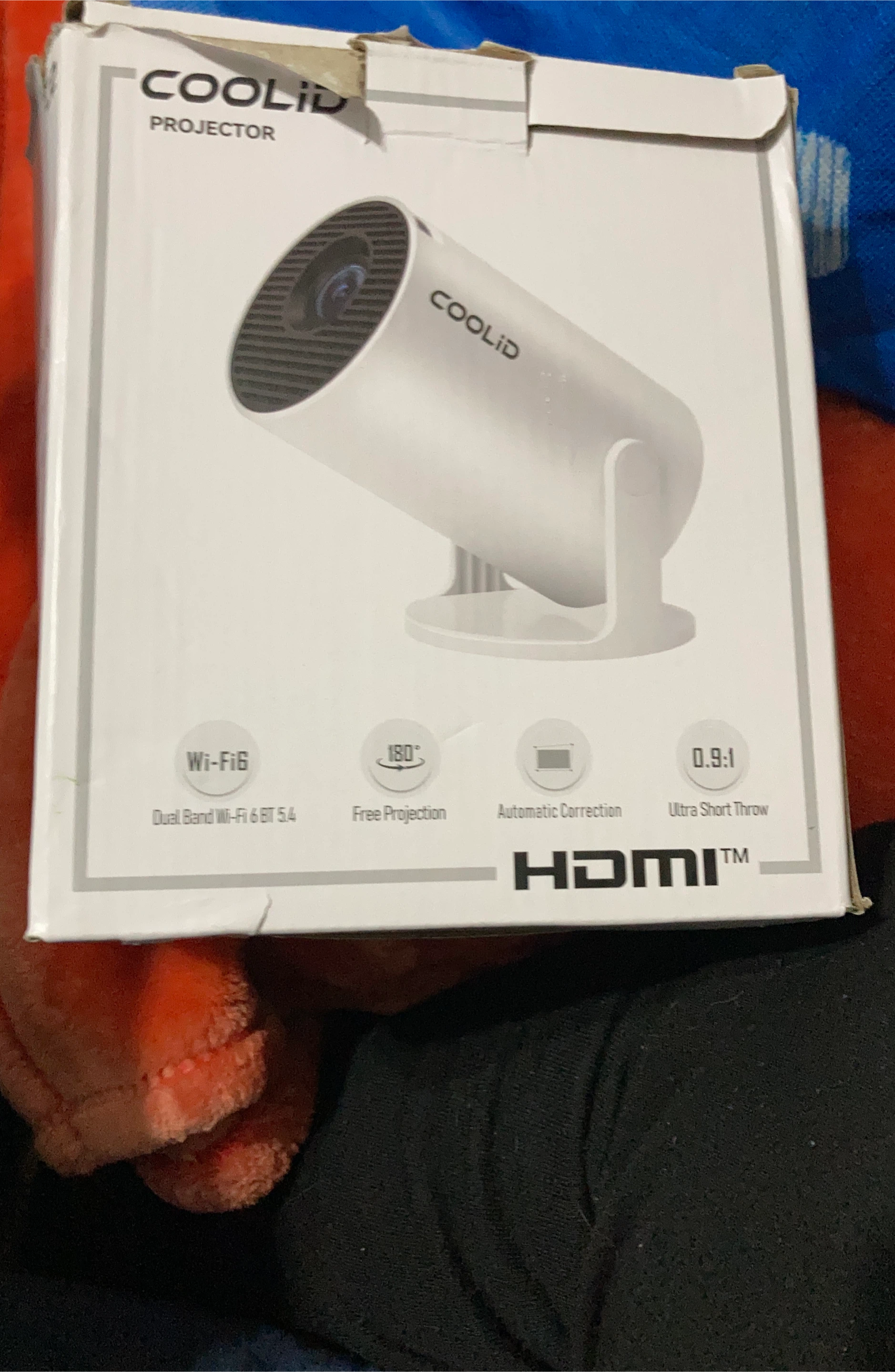 COOLID Projector - Wi-Fi 6, Free Projection image indicator(1)