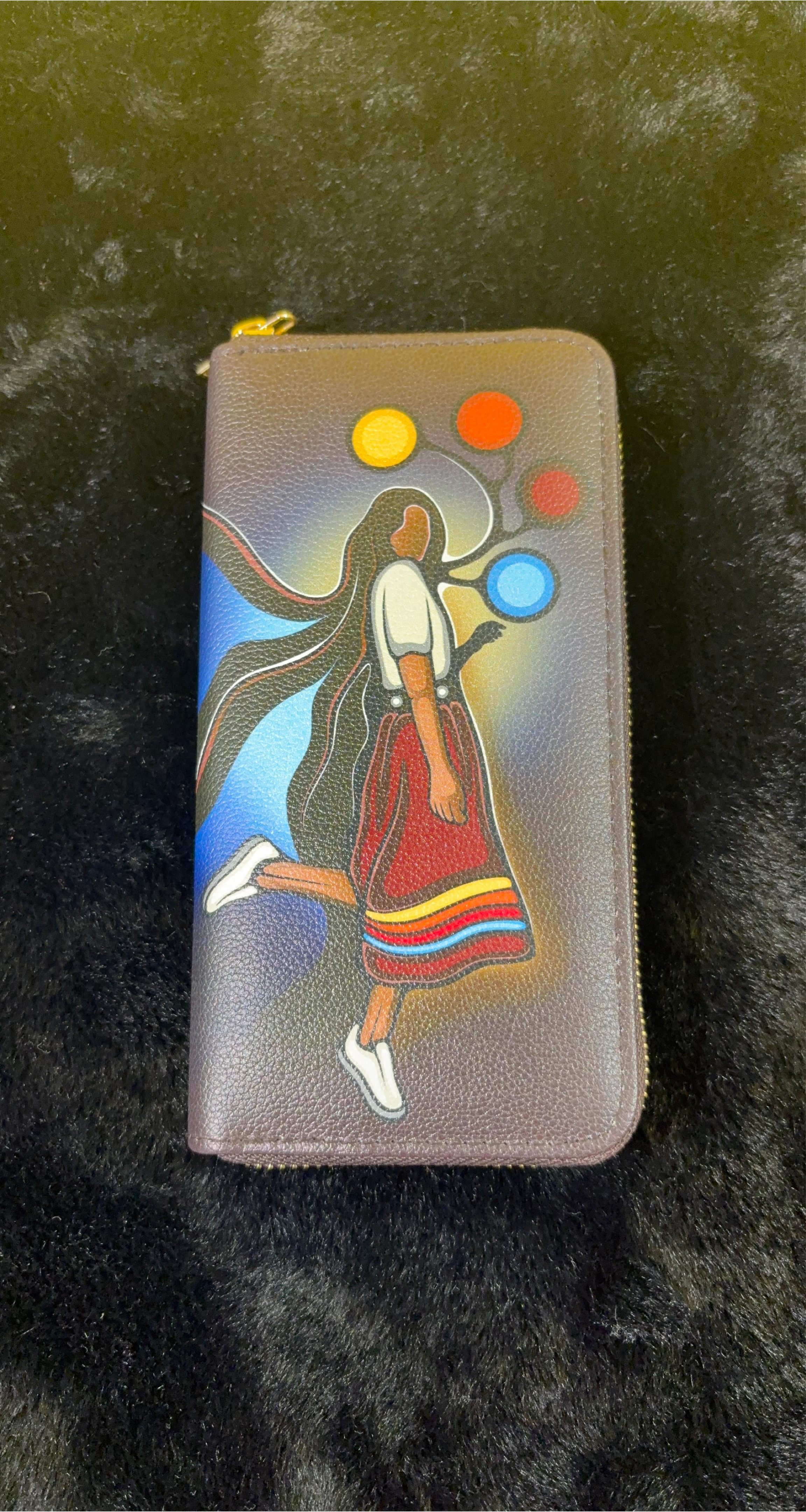Indigenous wallet
