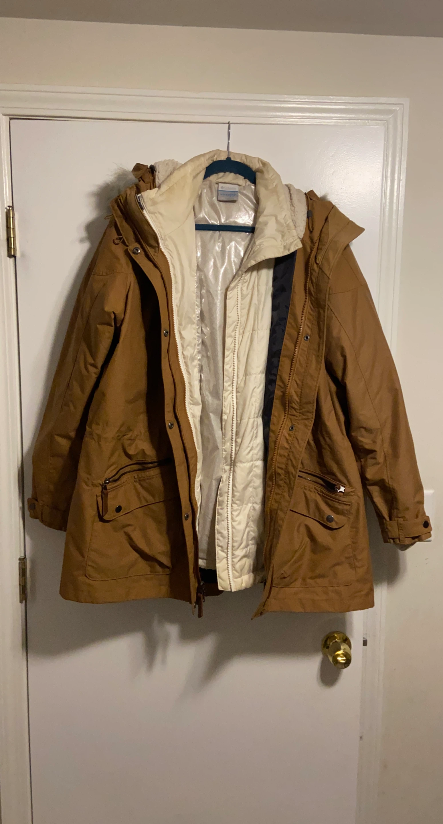 Columbia Women's Winter Jacket, Brown