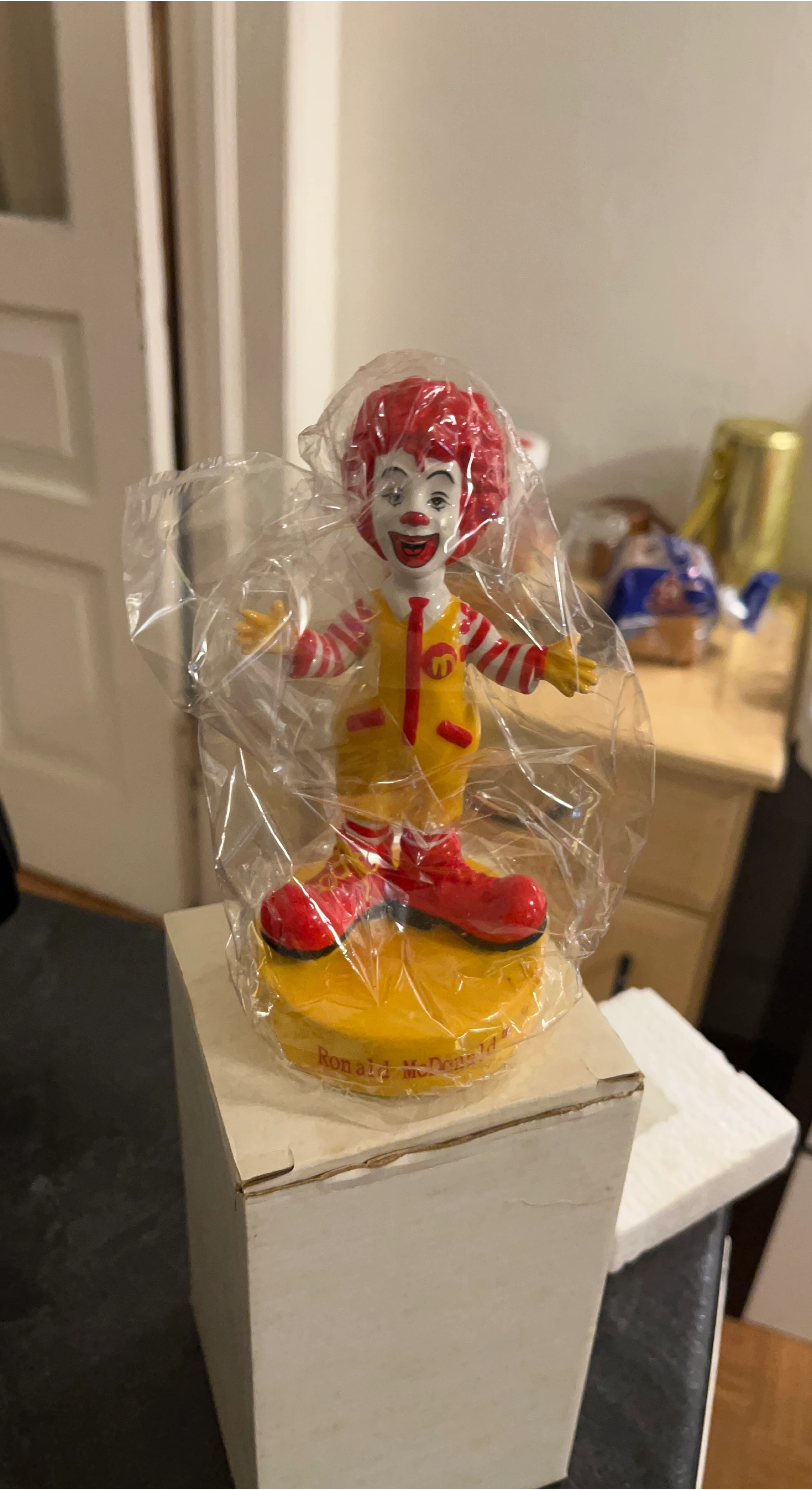 Ronald McDonald Figurine 2002