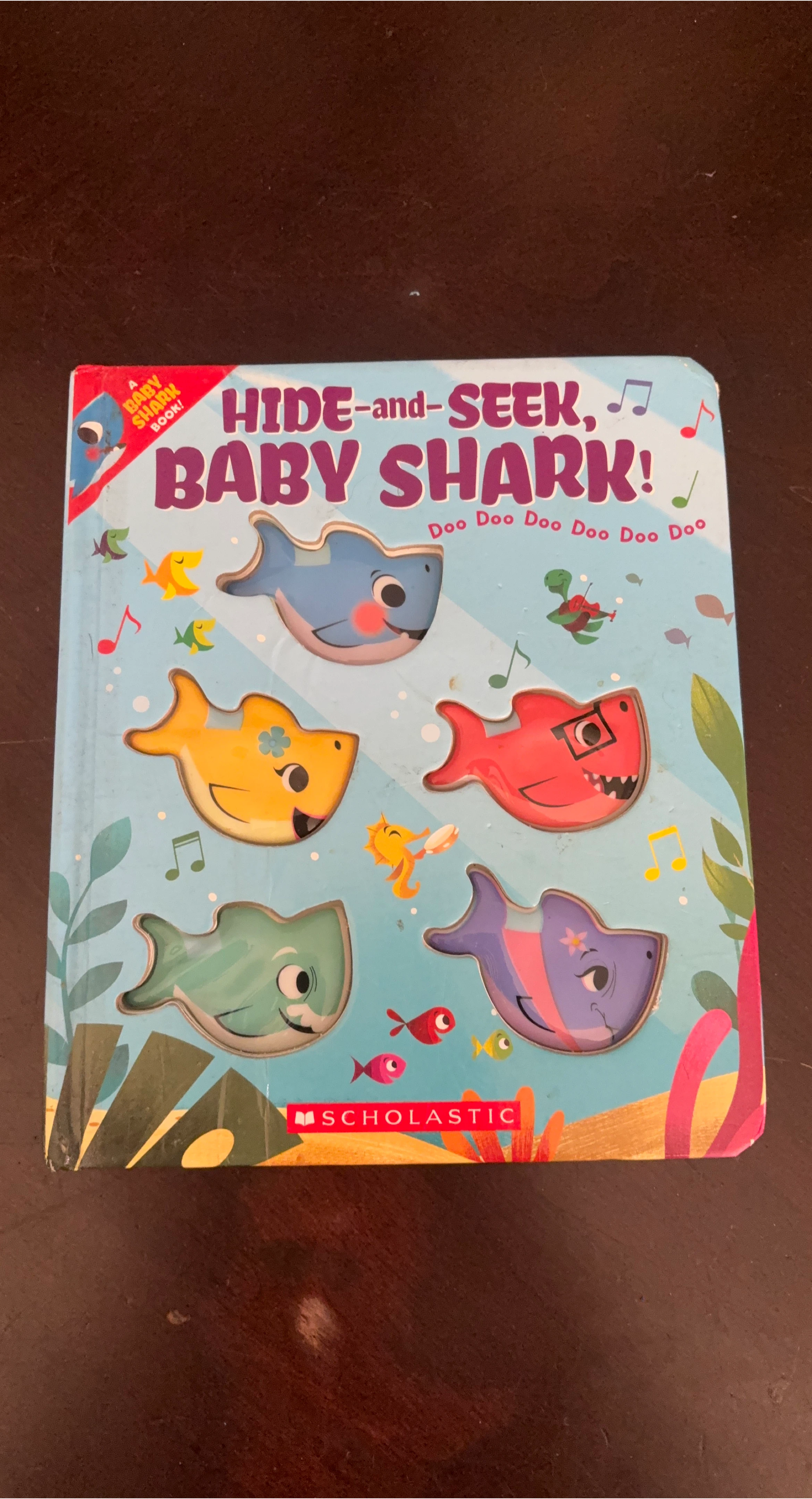 Hide-and-Seek Baby Shark! Book