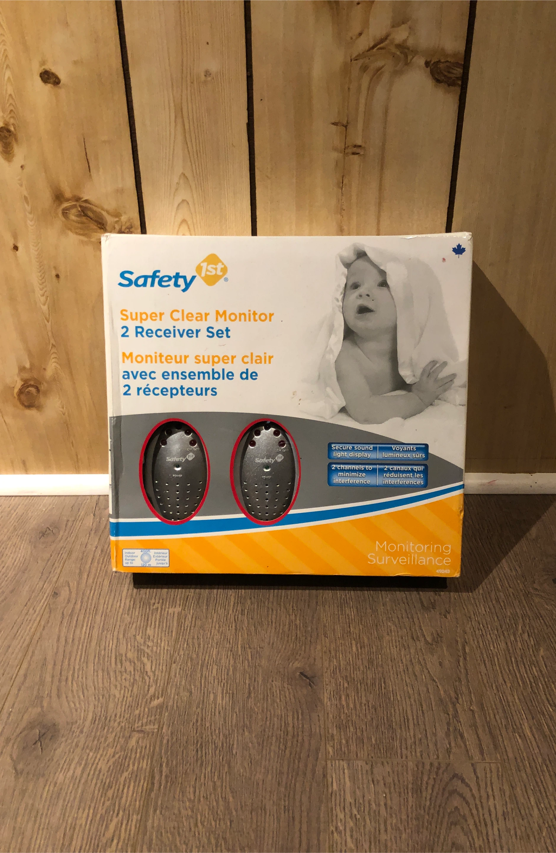Safety 1st Super Clear 2-Receiver Baby Monitor image indicator(1)
