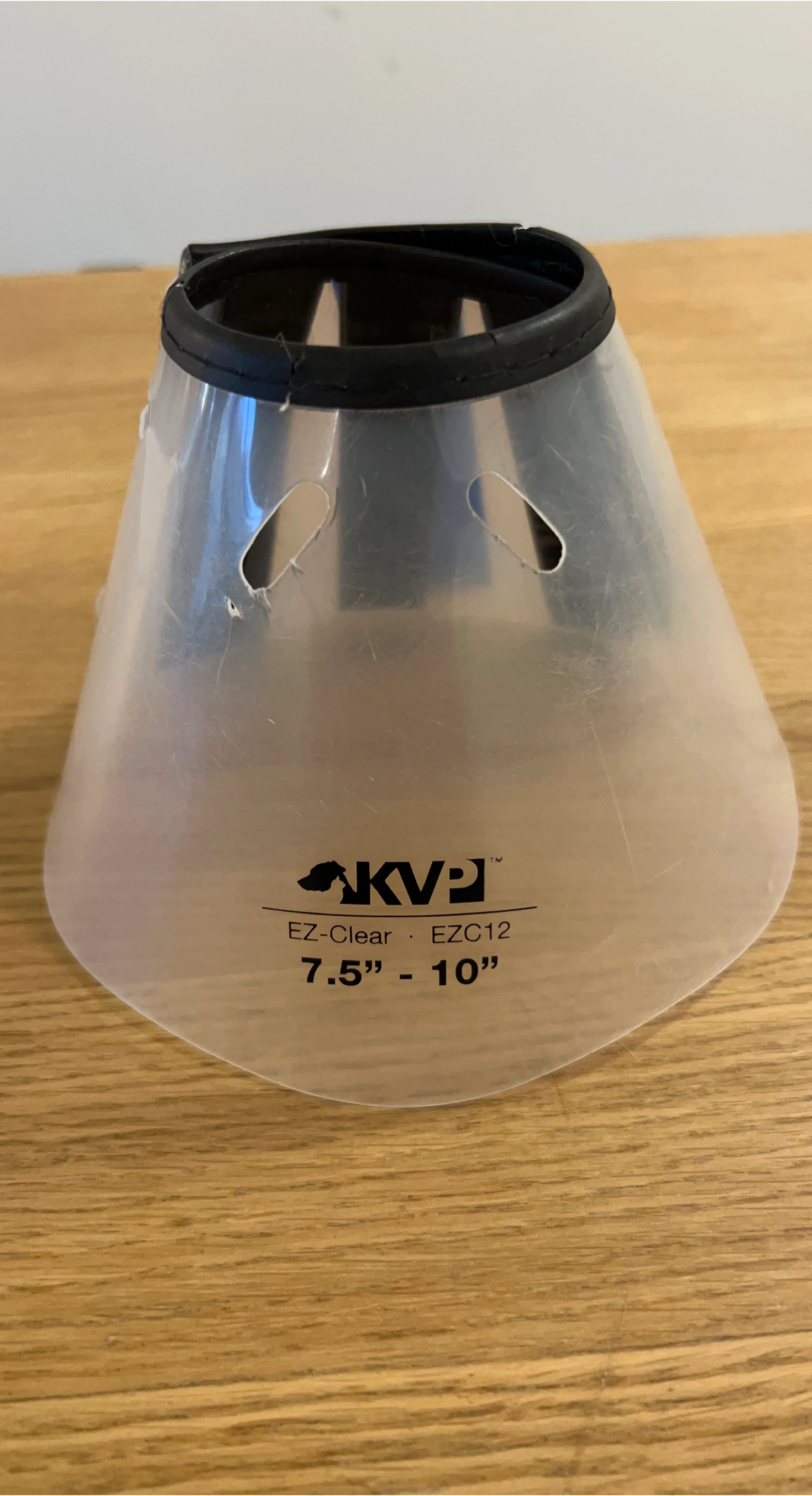 KVP EZ-Clear E-Collar 7.5"-10" + Pilling Device image indicator(2)