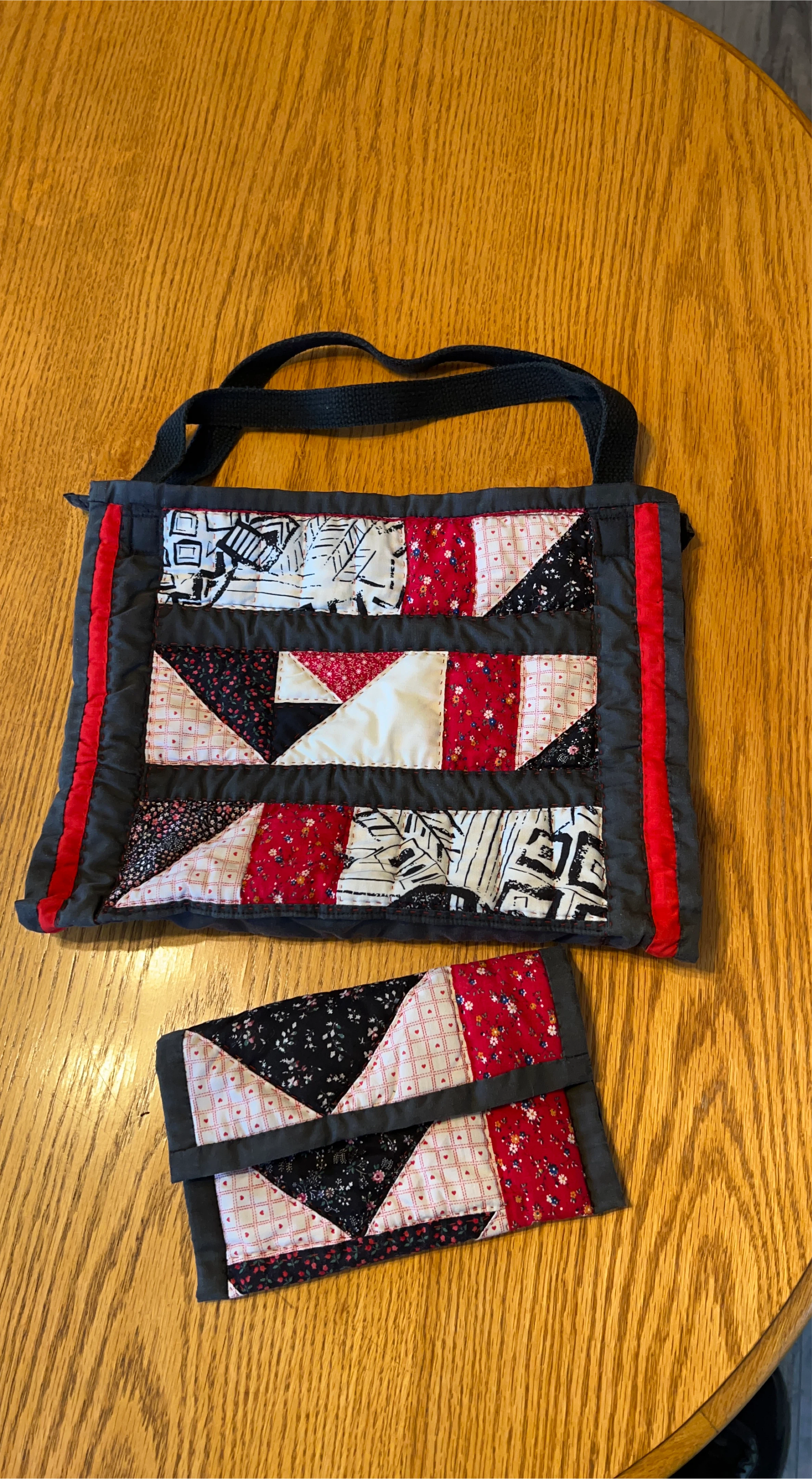 Handmade Quilted Tote Bag & Wallet Set thumbnail