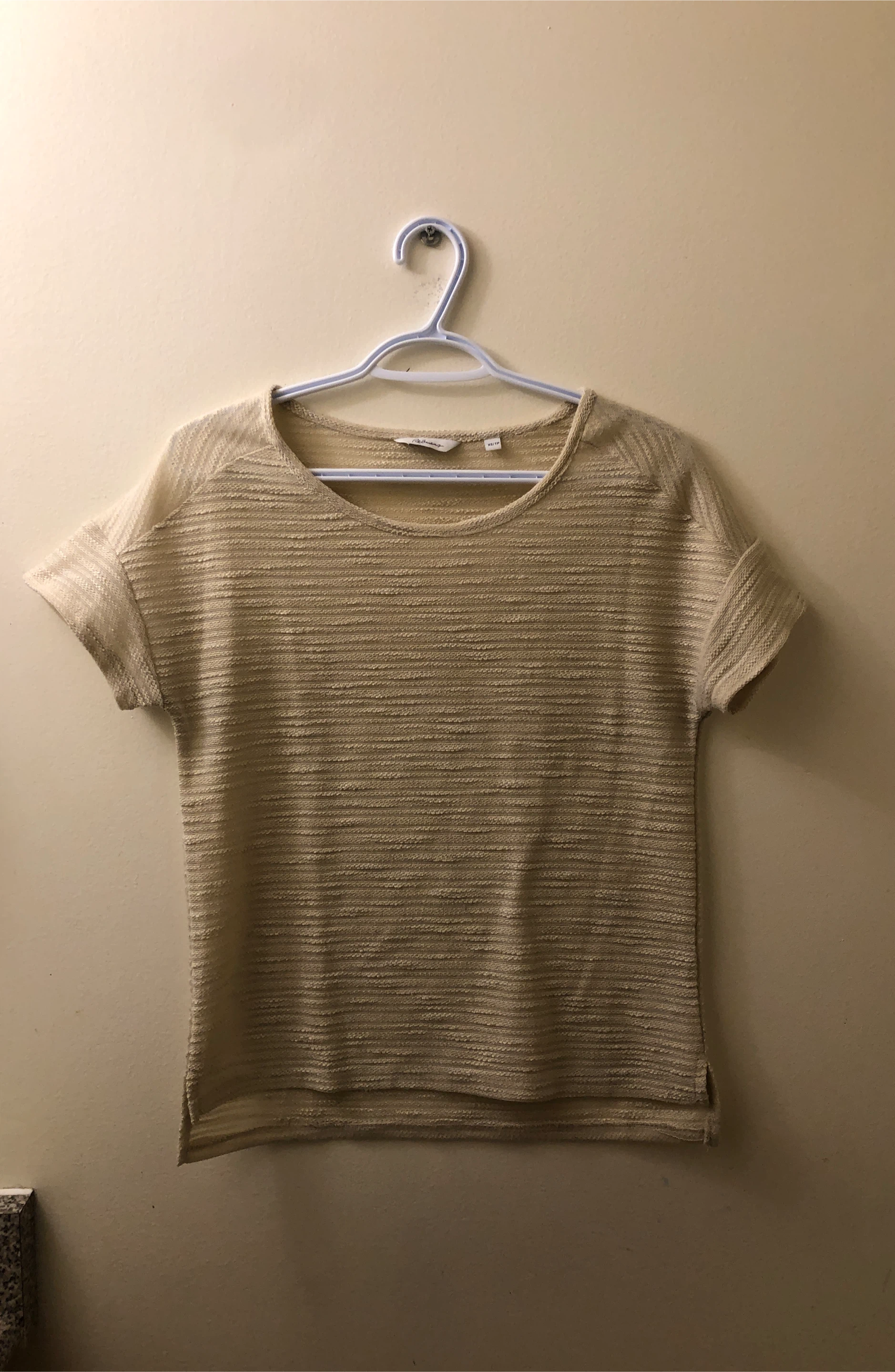 Women’s Reitmans XS Beige Textured Knit Top