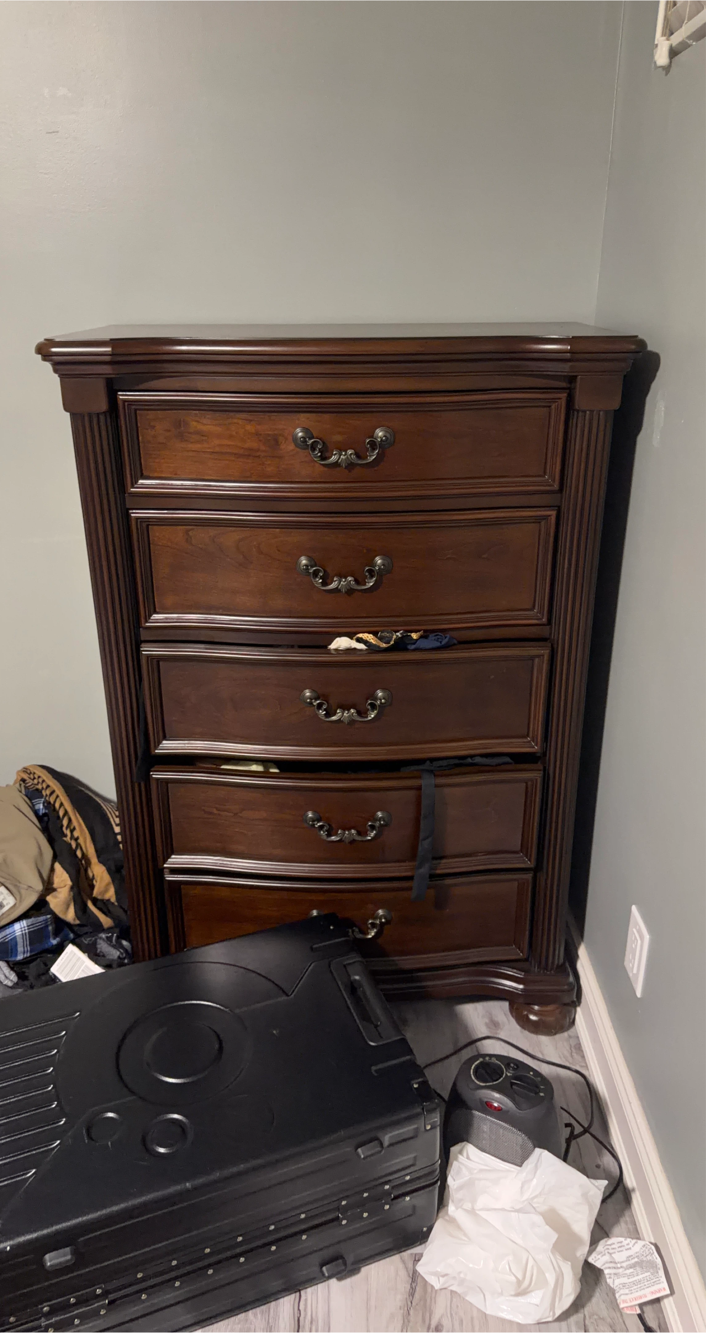 Brown Wooden 5-Drawer Dresser thumbnail