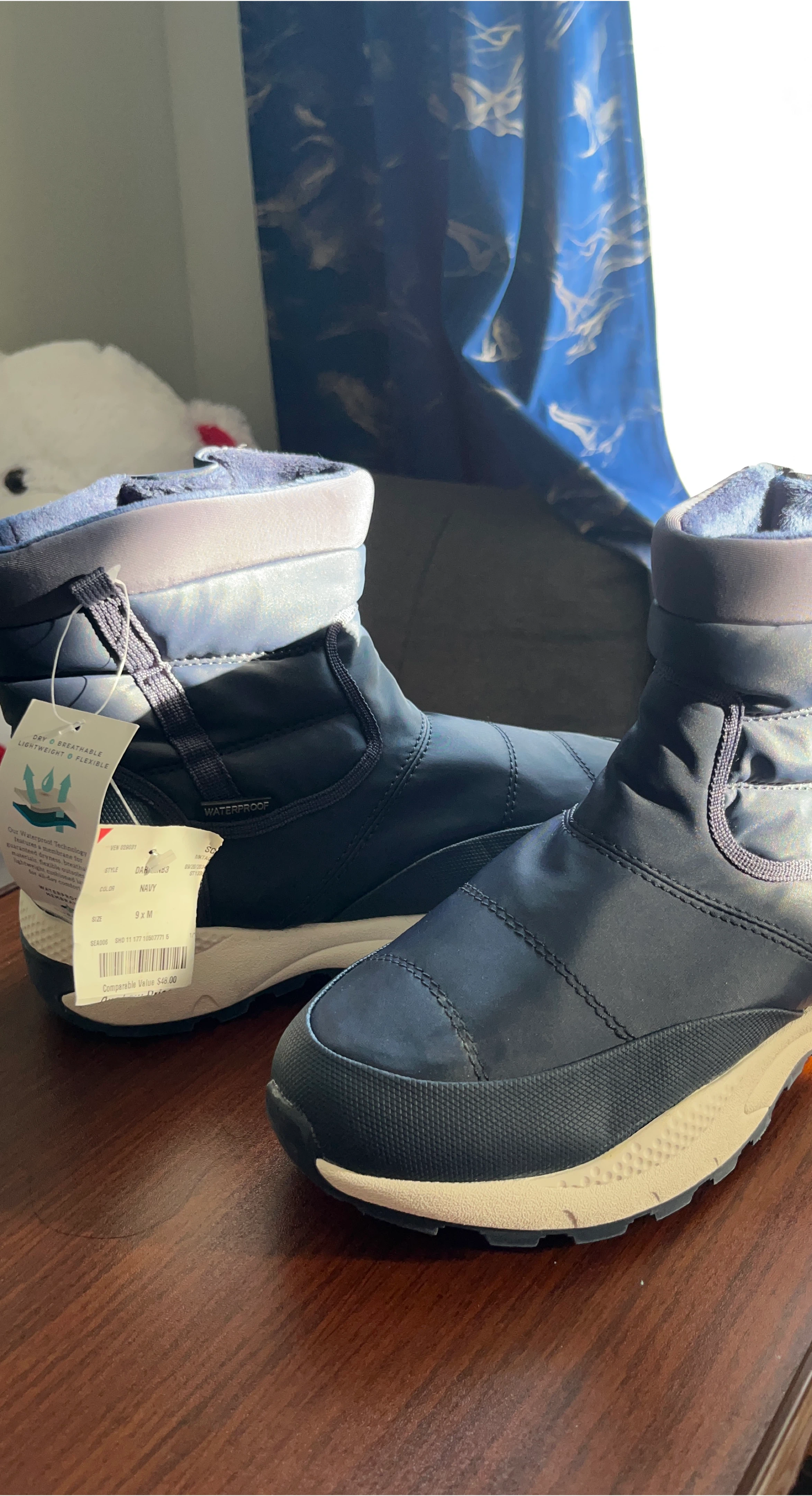 Waterproof Navy Boots Size 9M