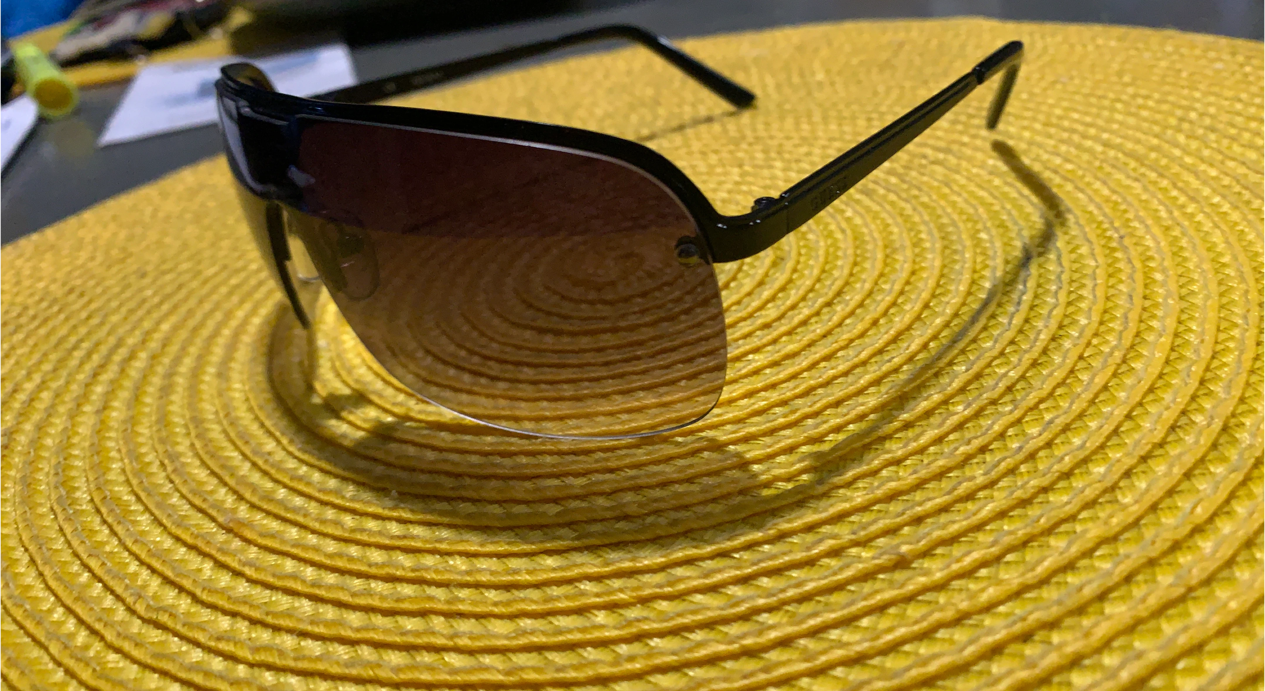 Guess Sunglasses image indicator(1)