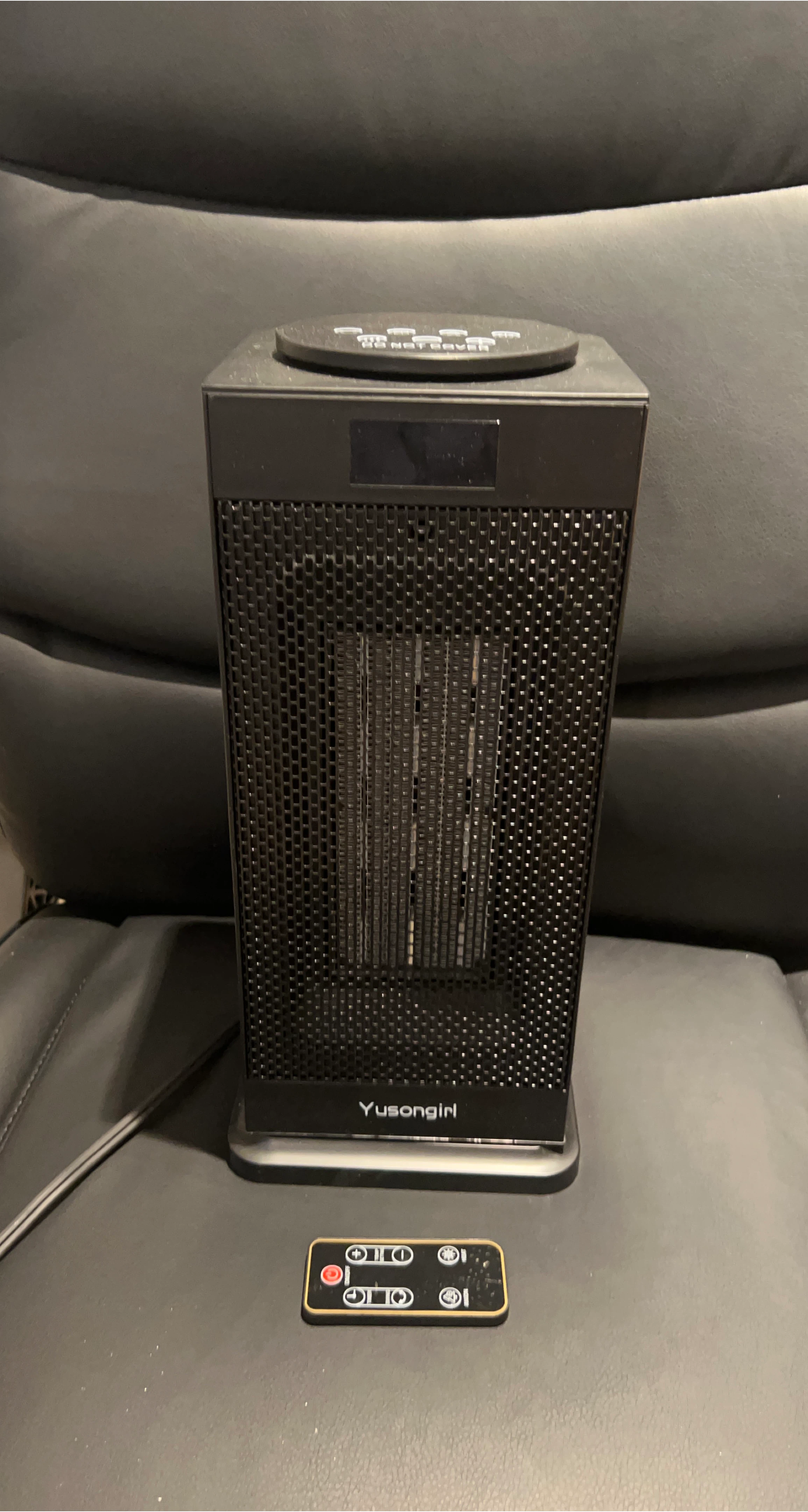 Yusongirl Black Tower Heater w/ Remote