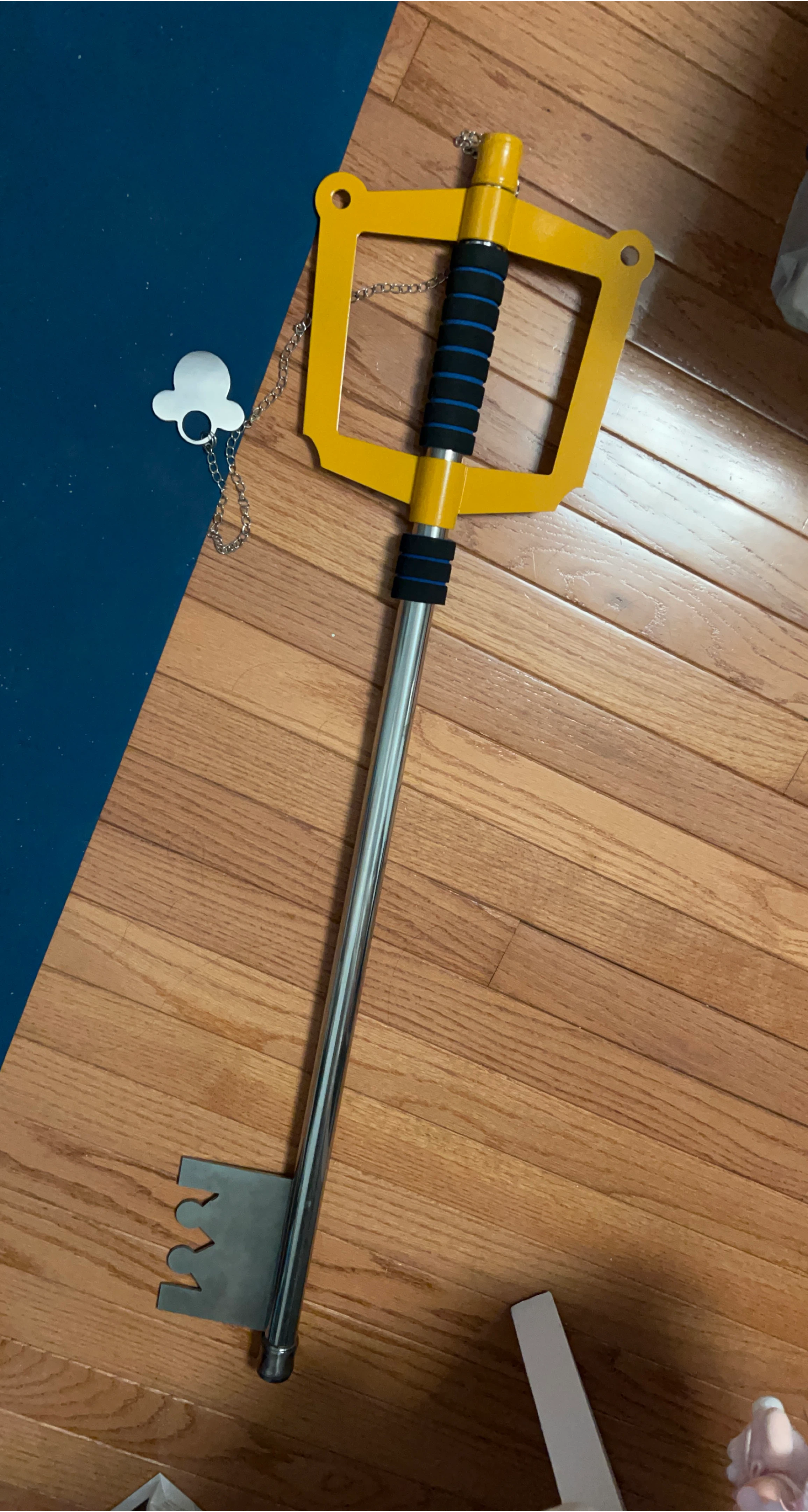 New is box Kingdom Hearts Keyblade Prop Replica