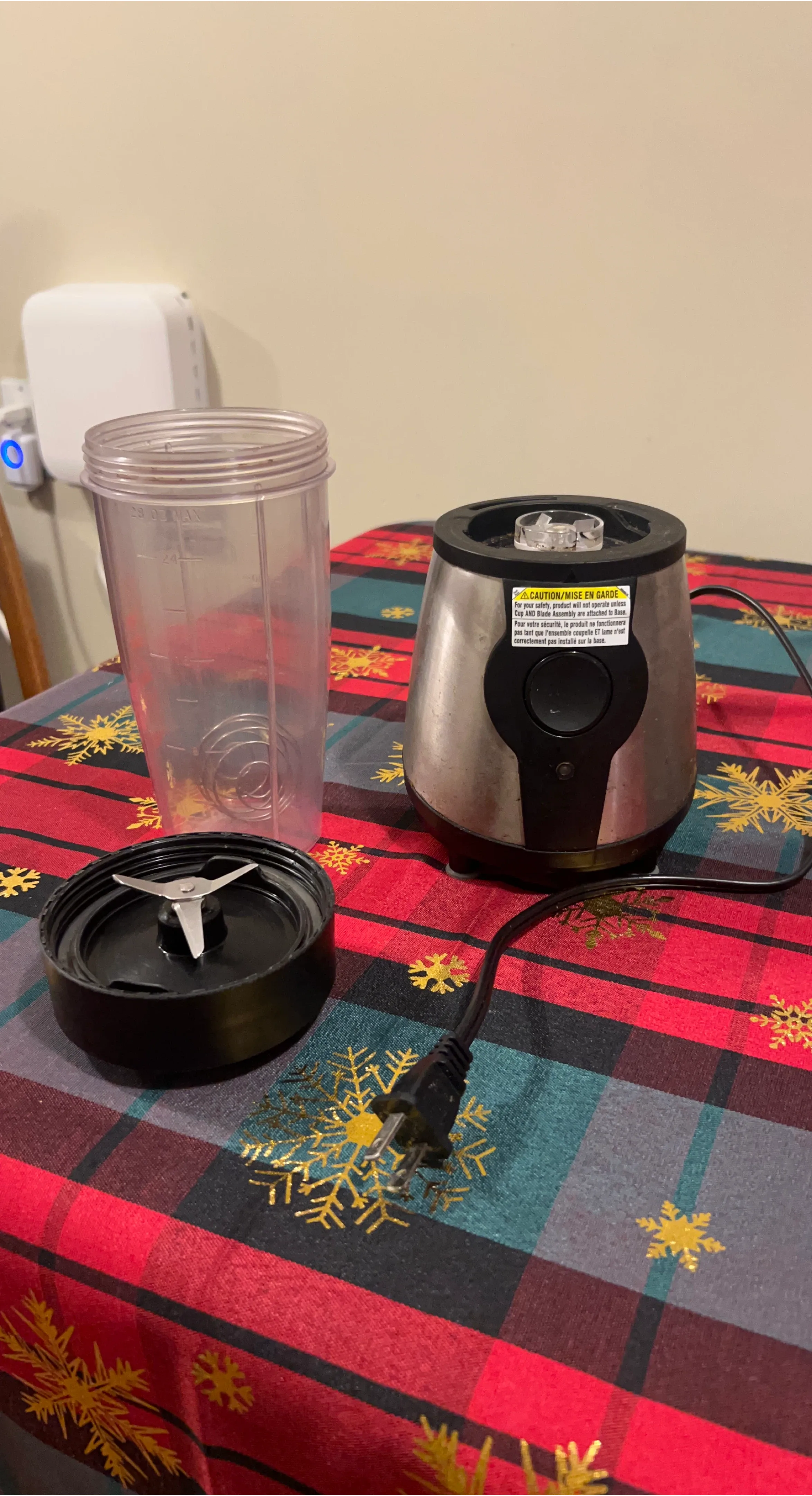 GNC Blender with Cup and Blade