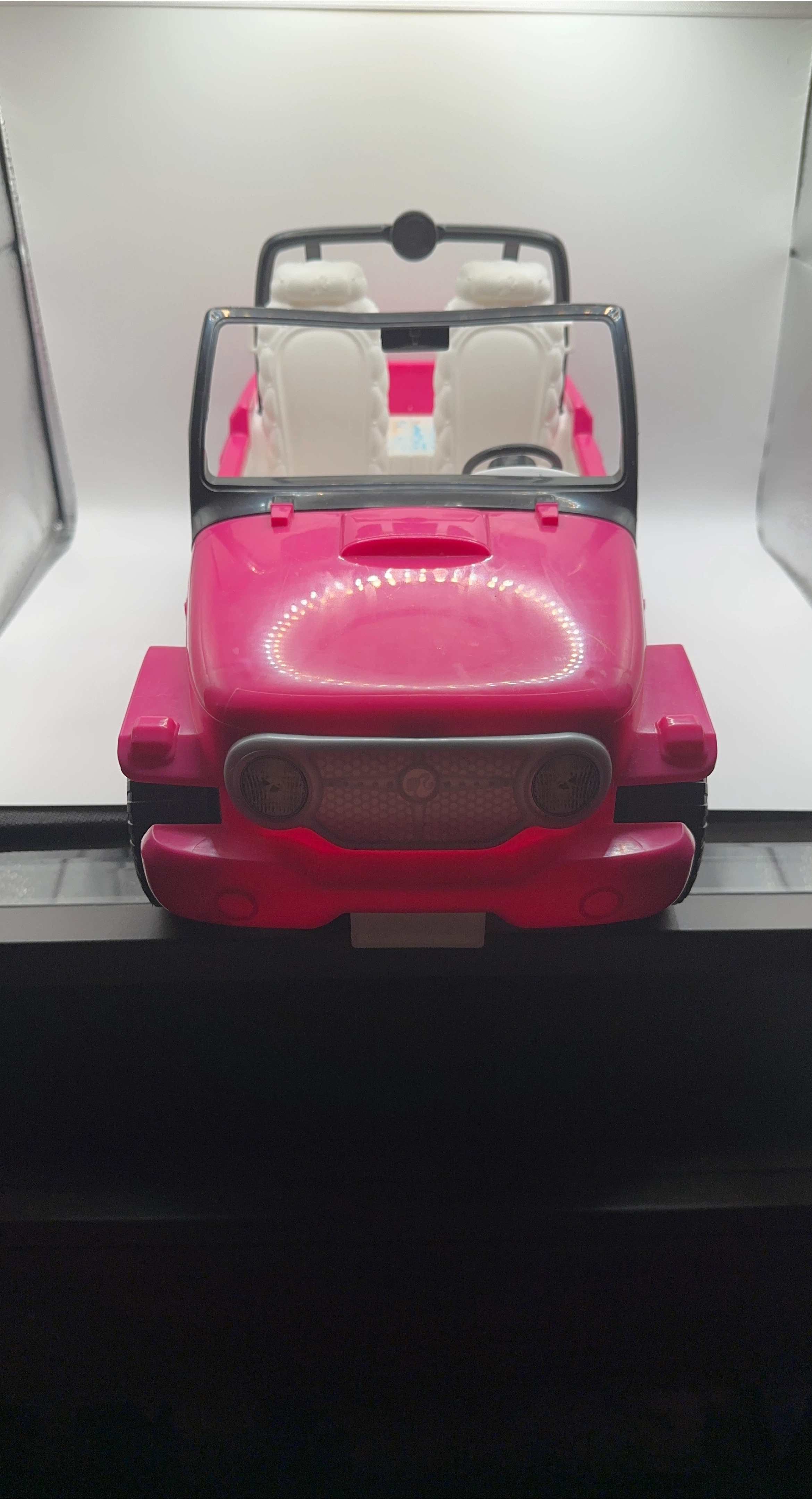 Barbie Pink Convertible Car thumbnail