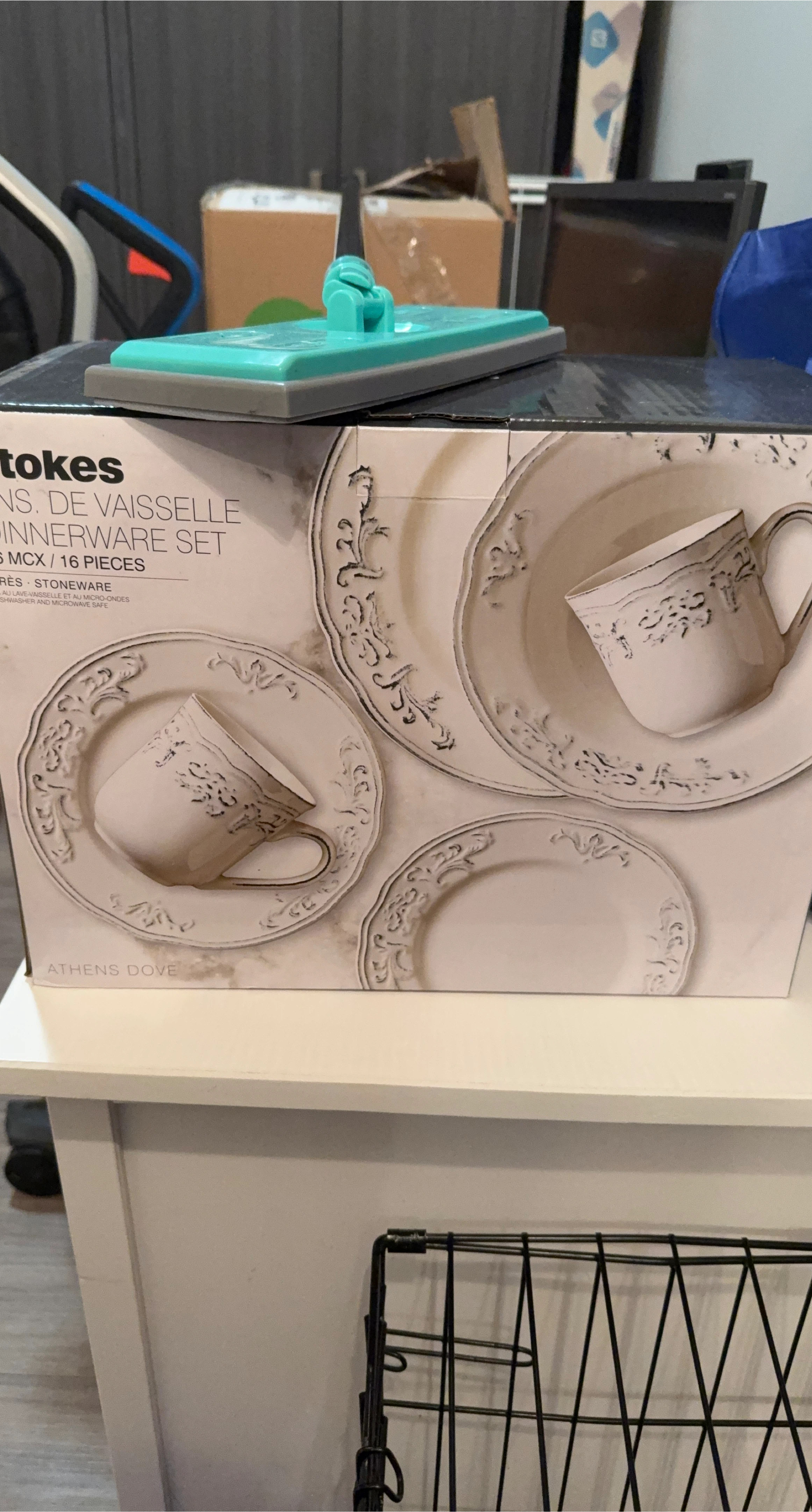 Stokes Athens Dove 16-Piece Dinnerware Set