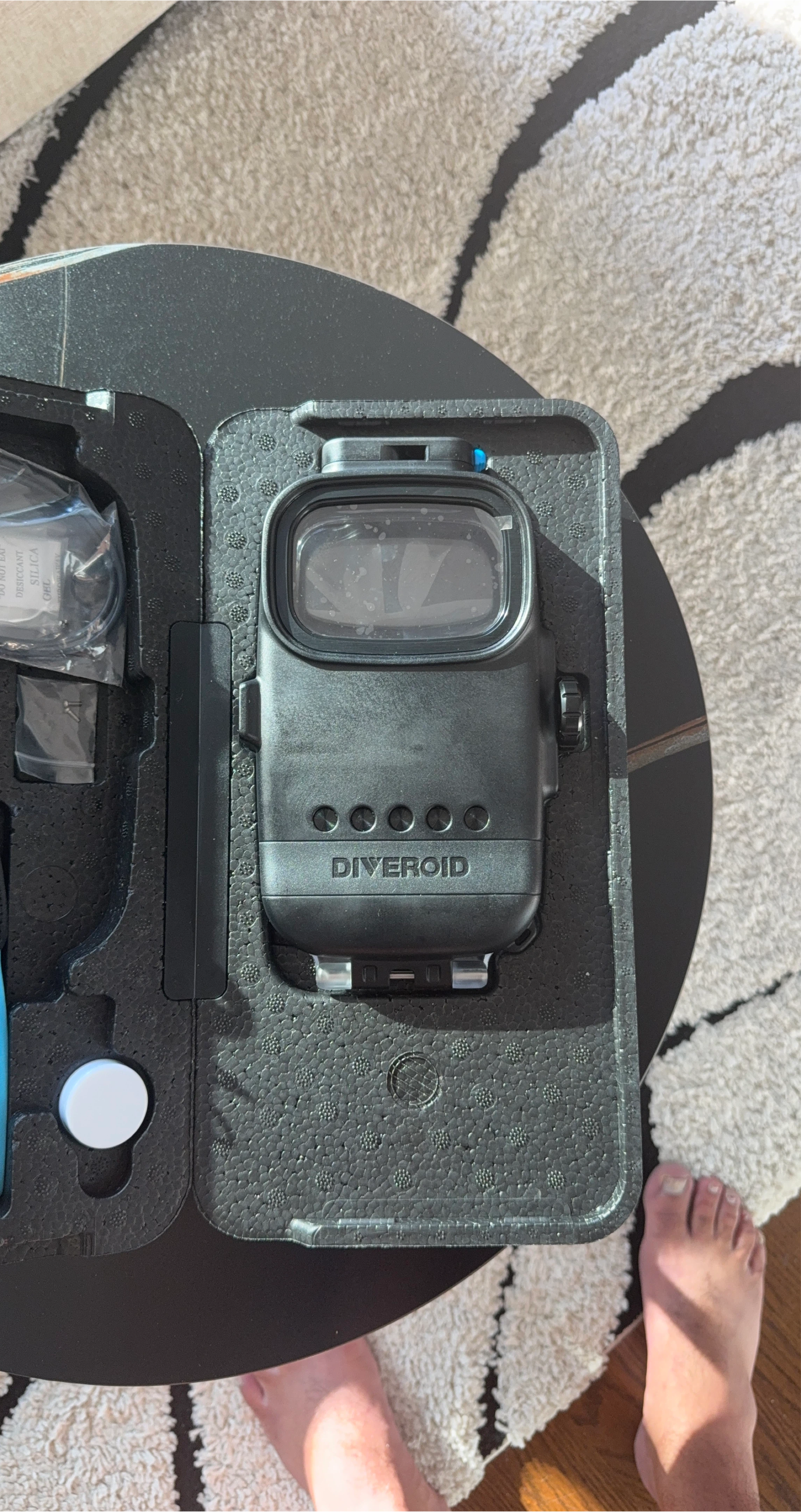 Diveroid Universal Pro diving camera & computer ($460 new) image indicator(2)