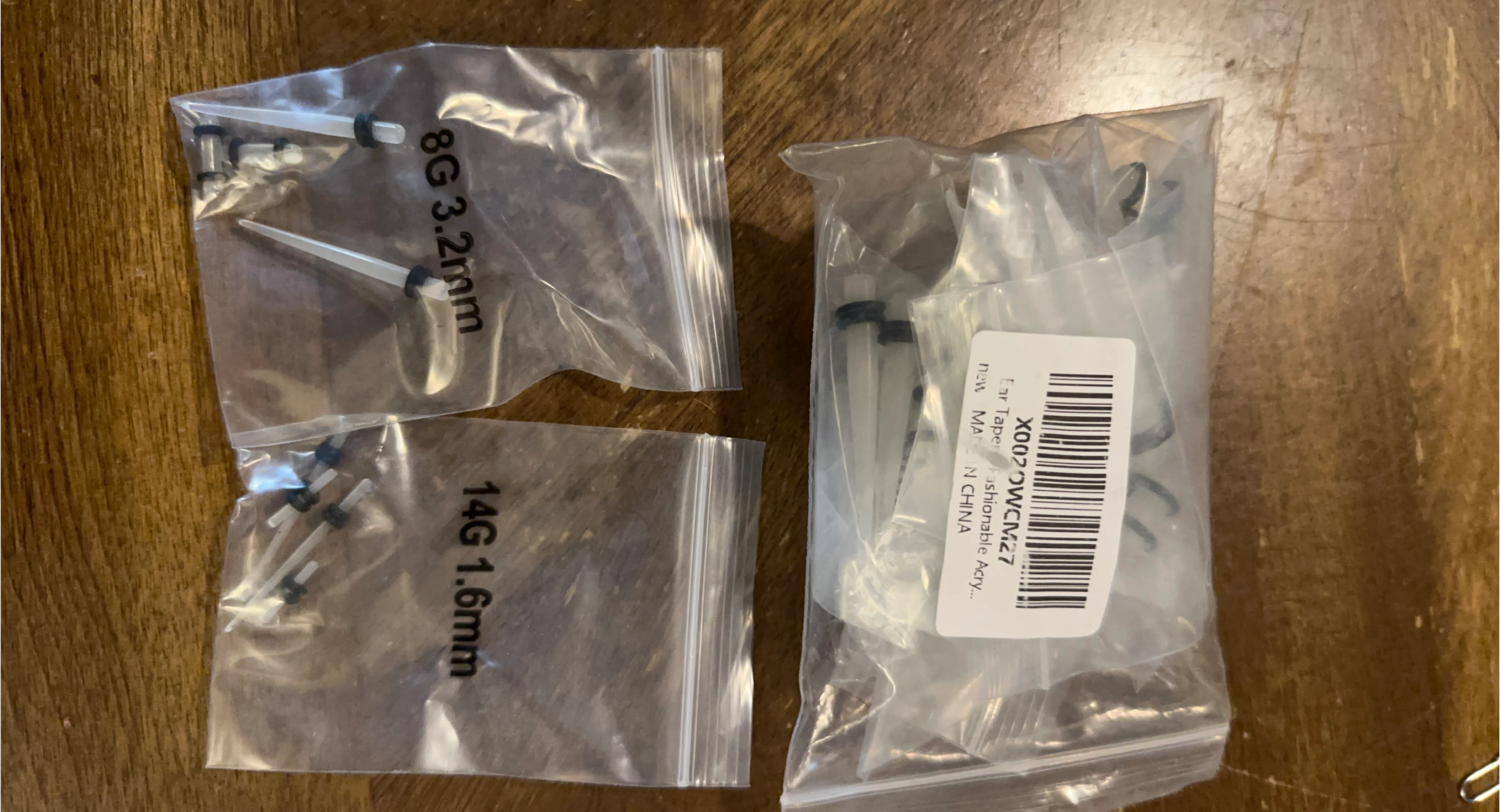 Ear Taper Fashionable Acrylic 8G & 14G image indicator(1)