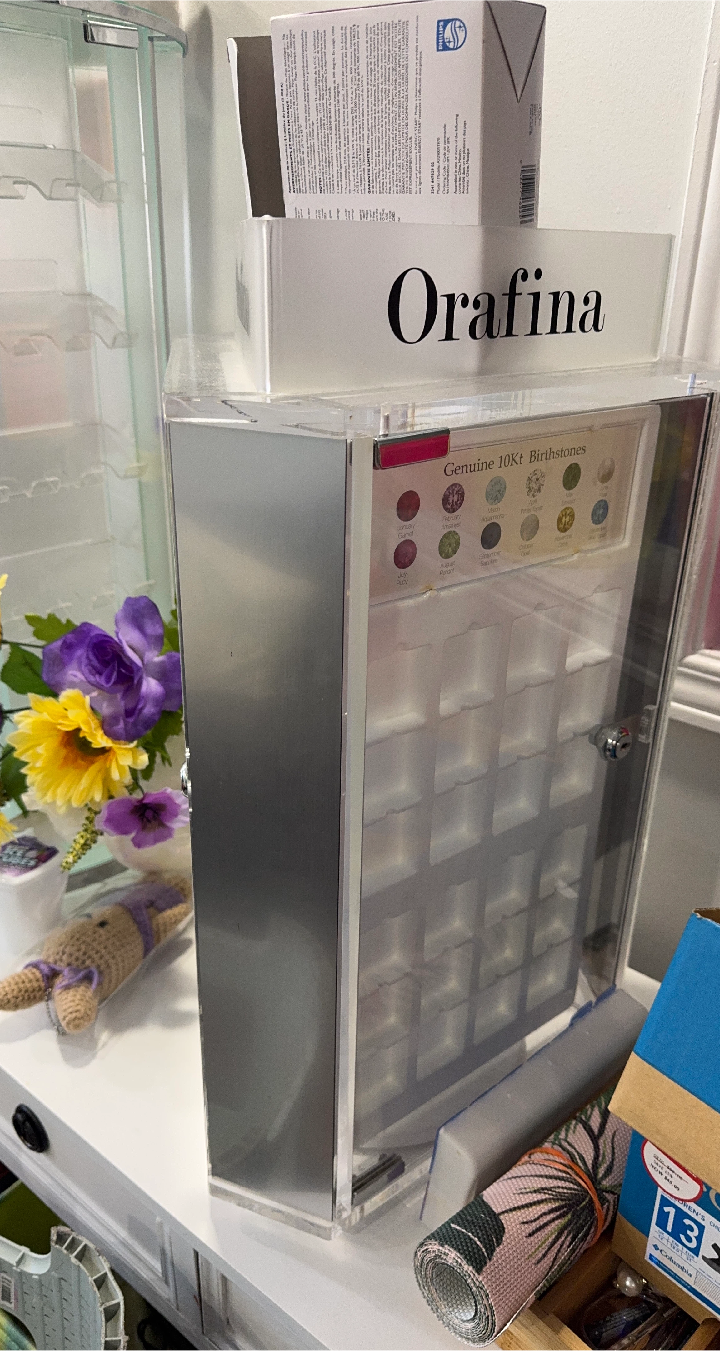 Orafina 10Kt Birthstone Display Case