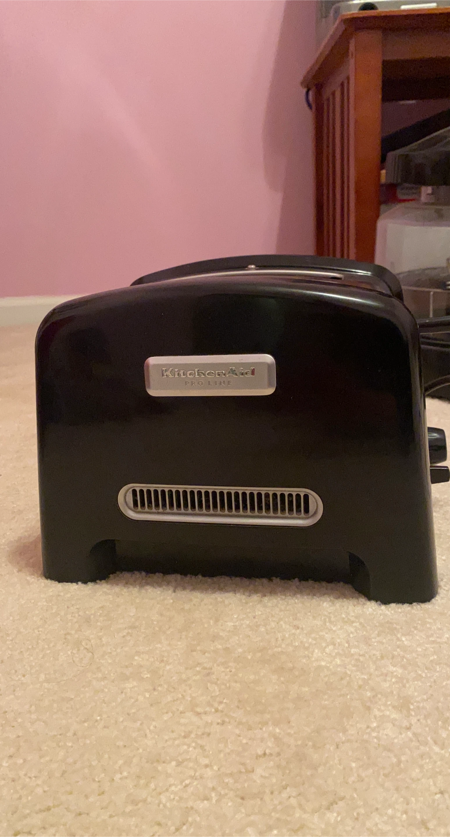 KitchenAid Pro Line Toaster - Black image indicator(1)