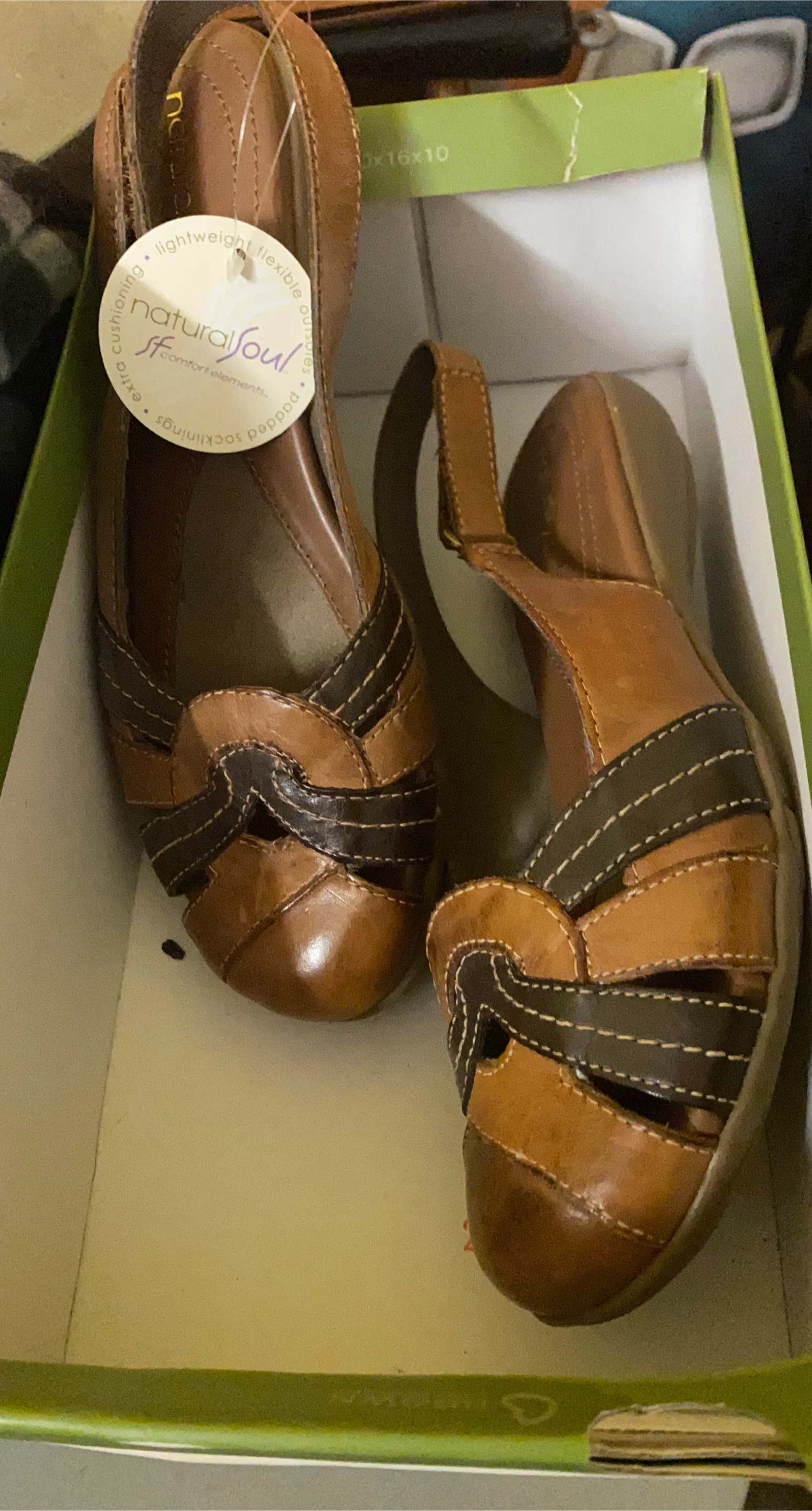 Natural Soul Brown Leather Sandals