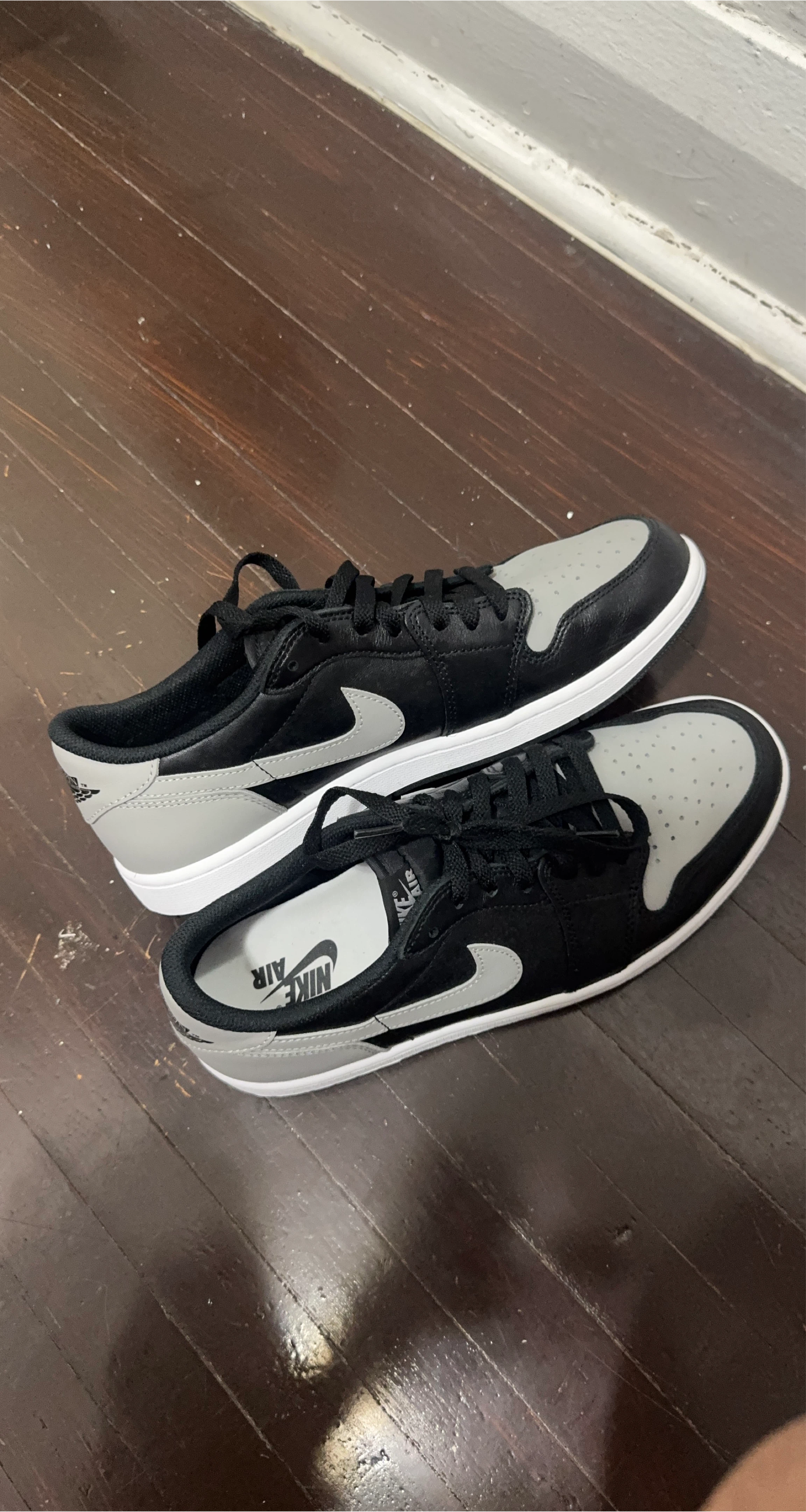 Nike Air Jordan 1 Low Shadow