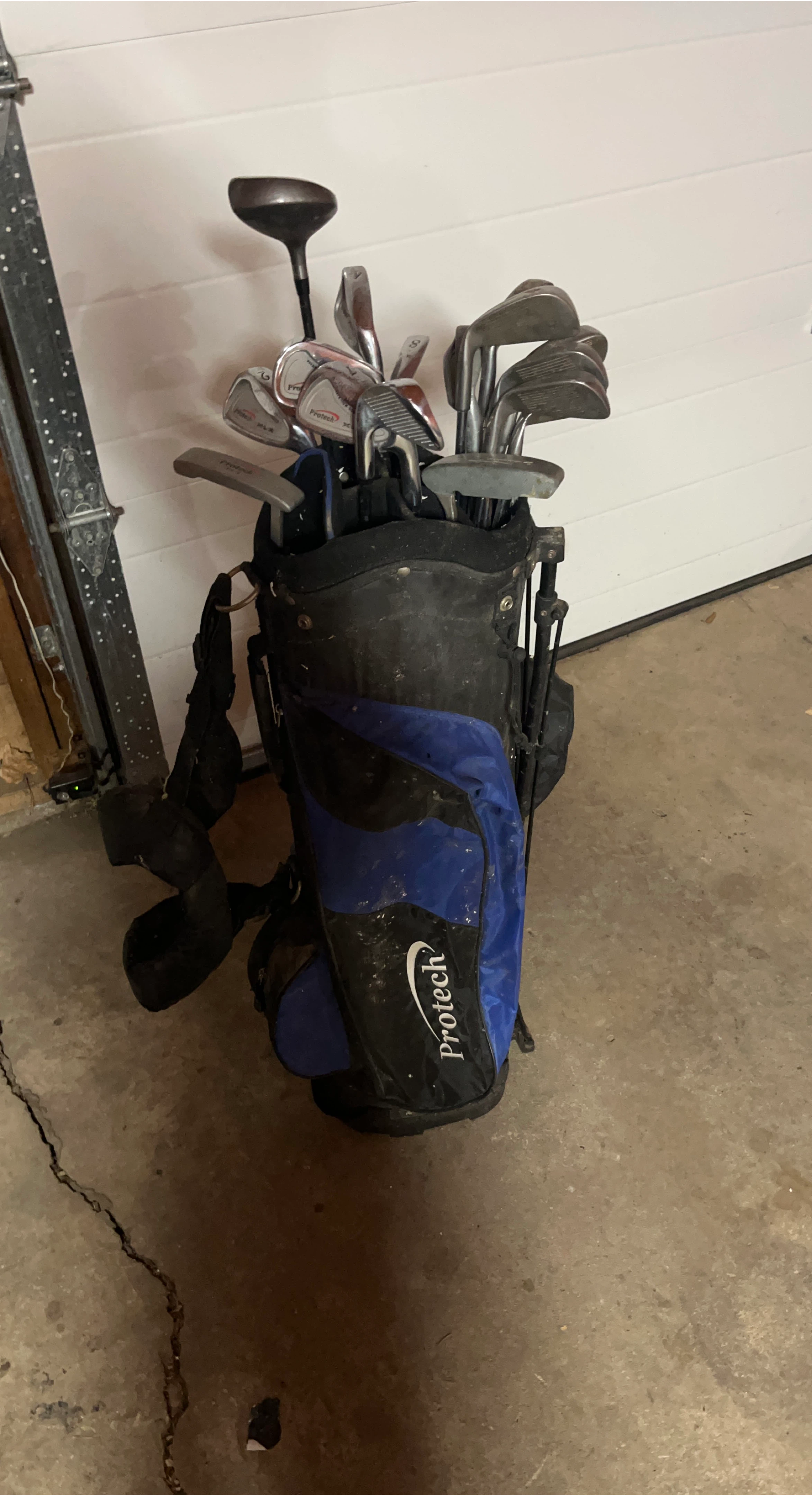 Protech Golf Club Set with Bag
