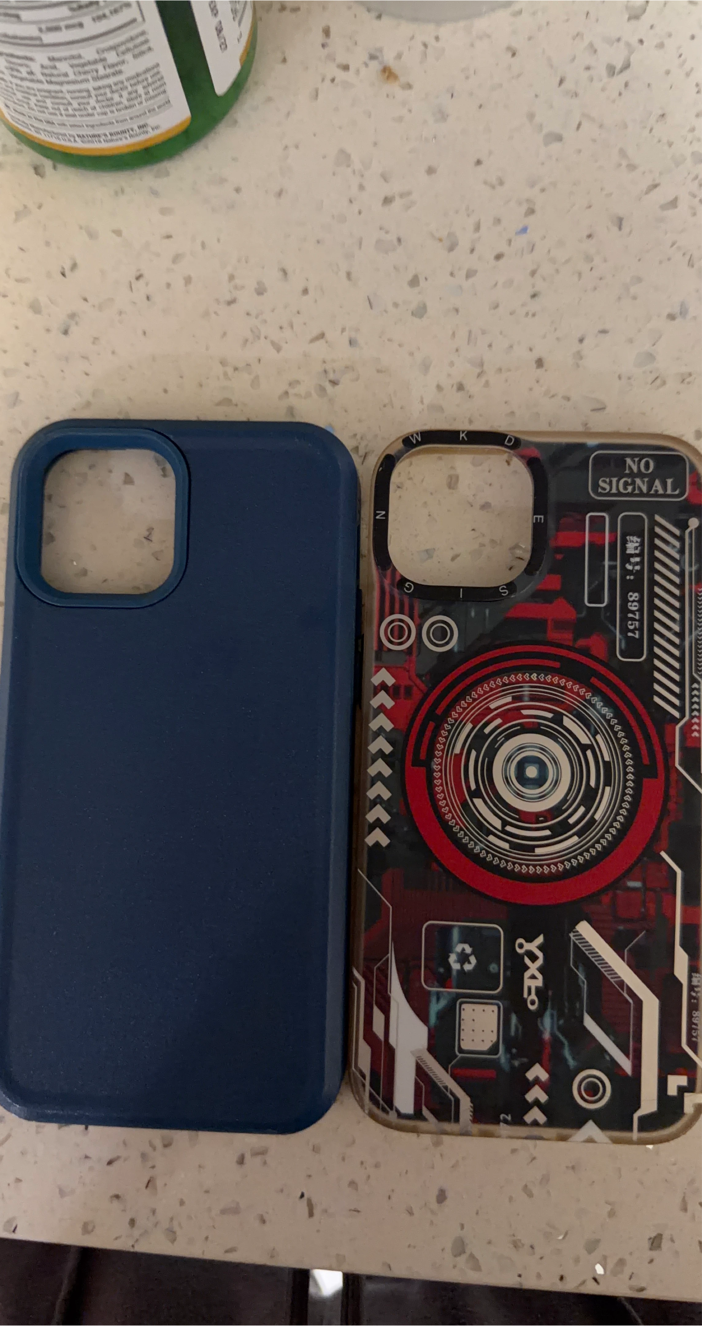 2 iPhone Cases: Blue & Tech Design