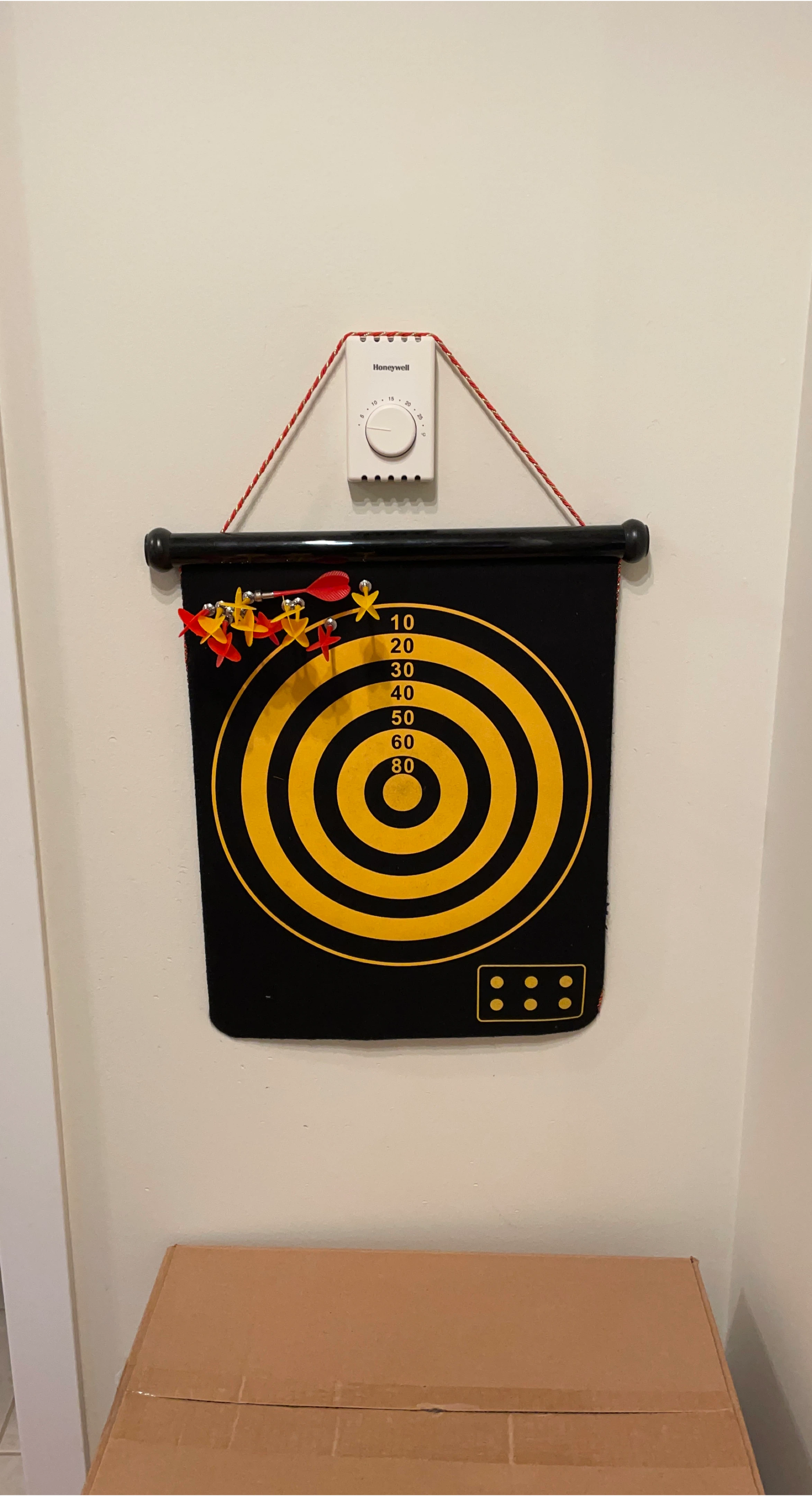 Dart Board Game with 10 darts magnets