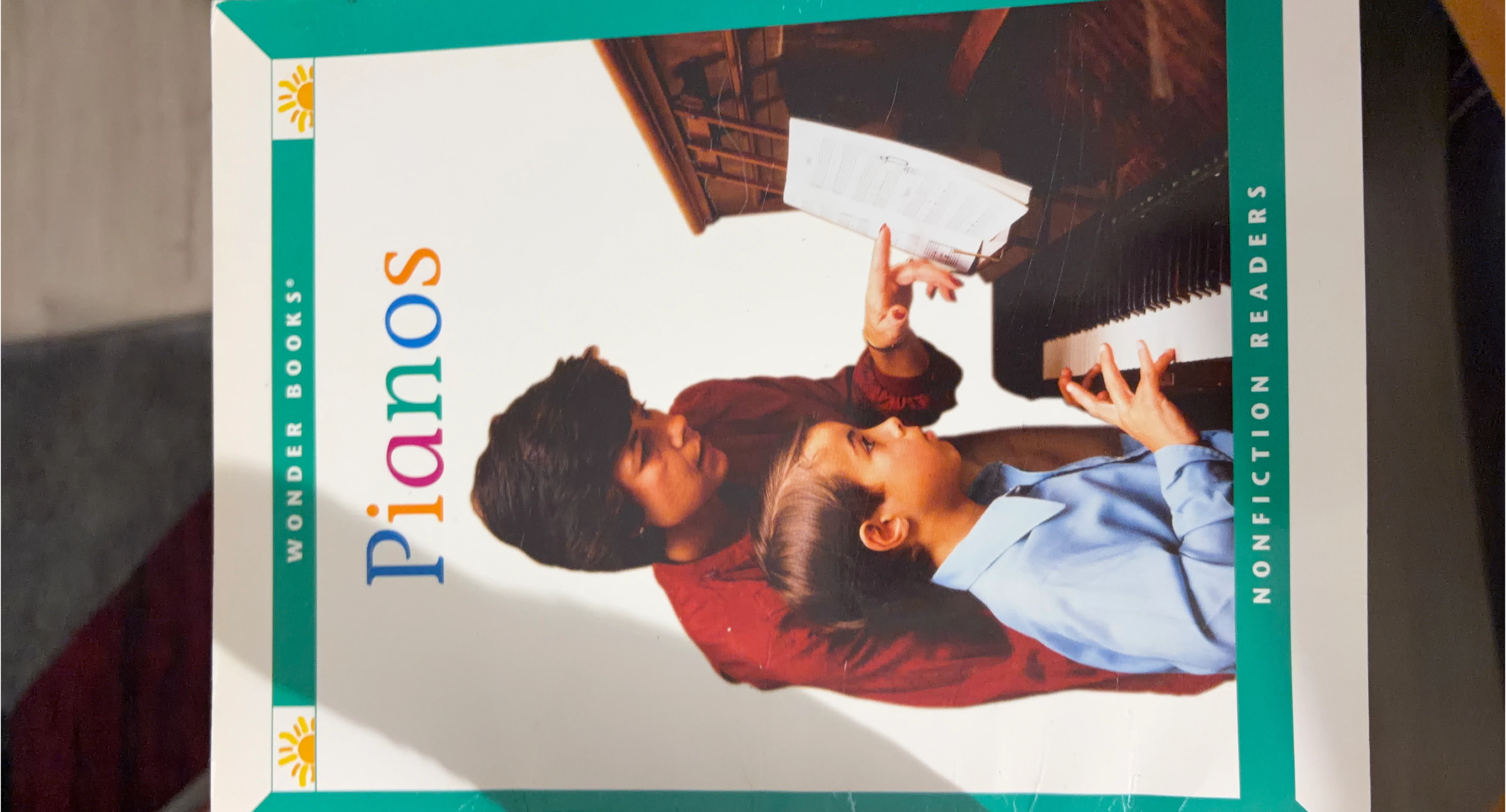 Pianos - Wonder Books Nonfiction Readers