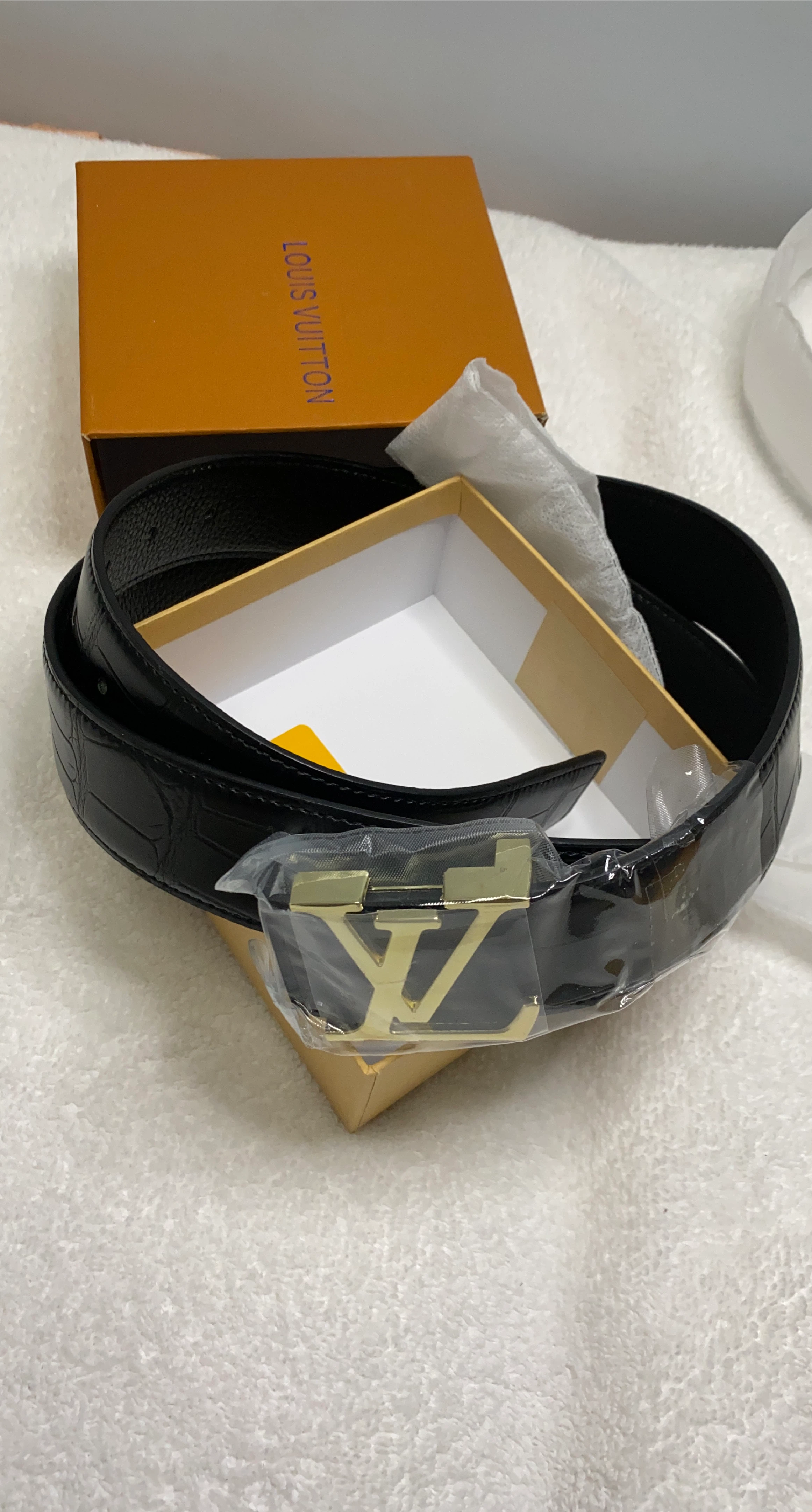 Louis Vuitton Black Leather Belt with Box