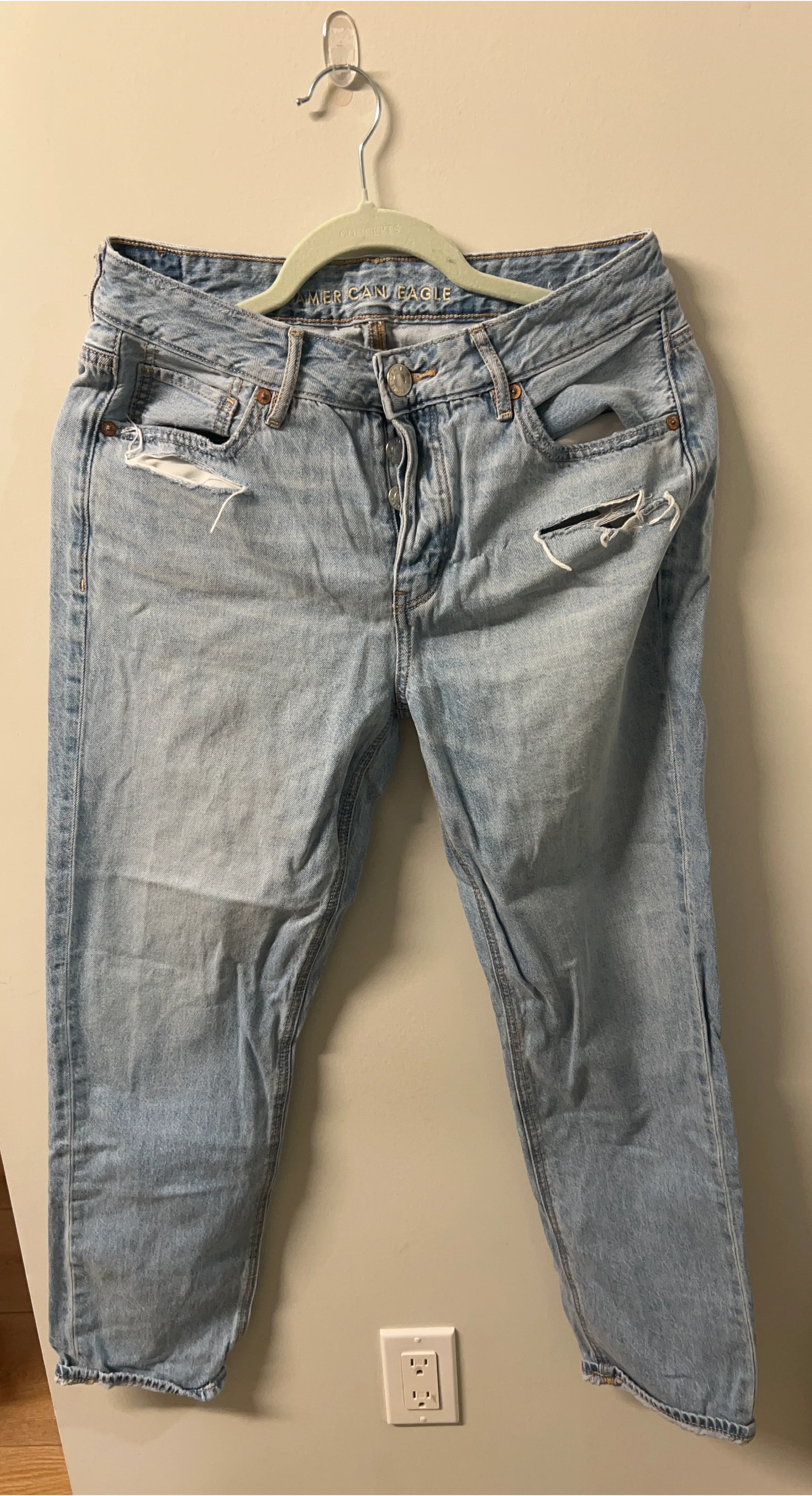 American Eagle Mom Jeans