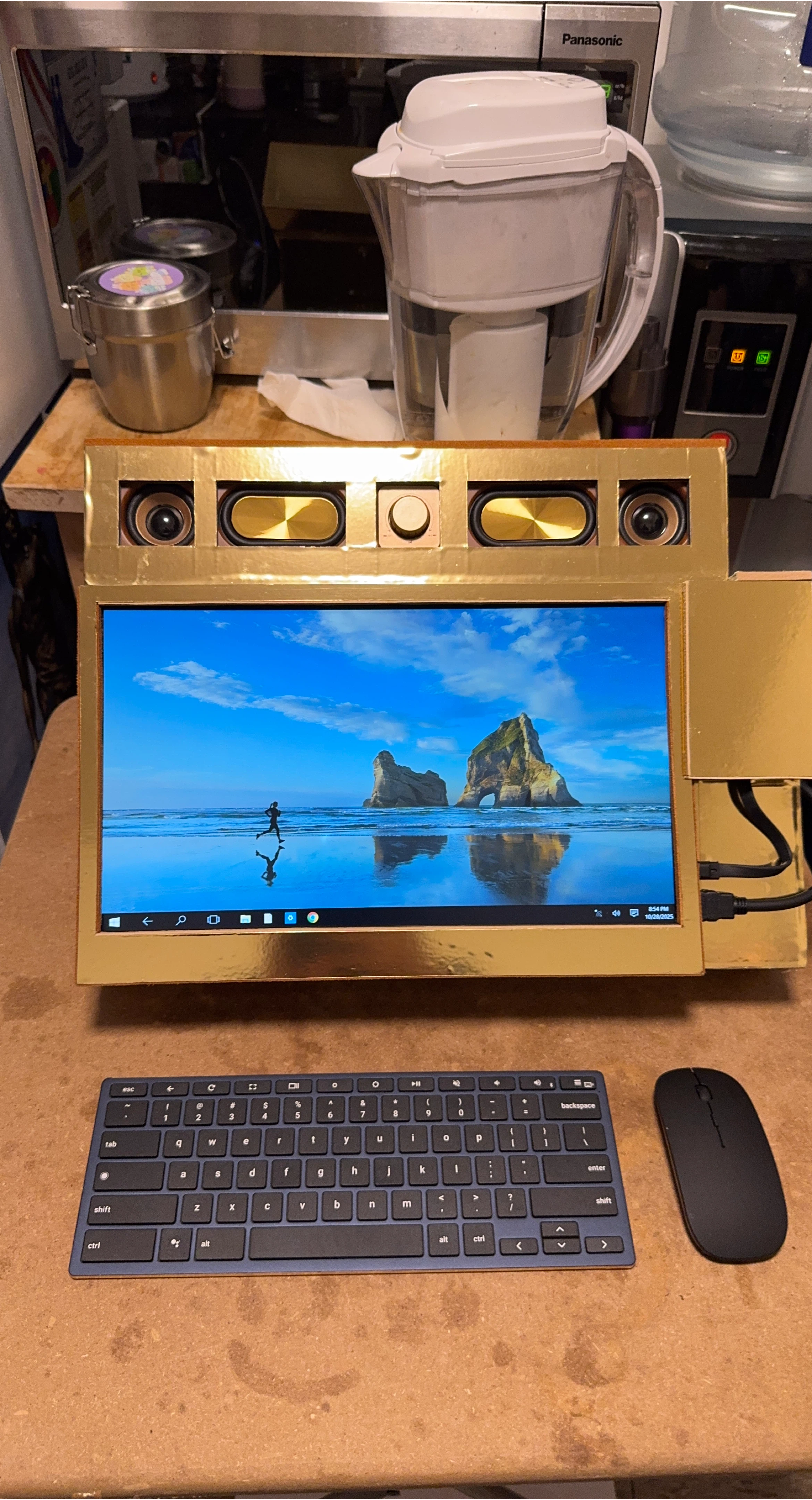 Custom Gold Desktop PC with Keyboard & Mouse