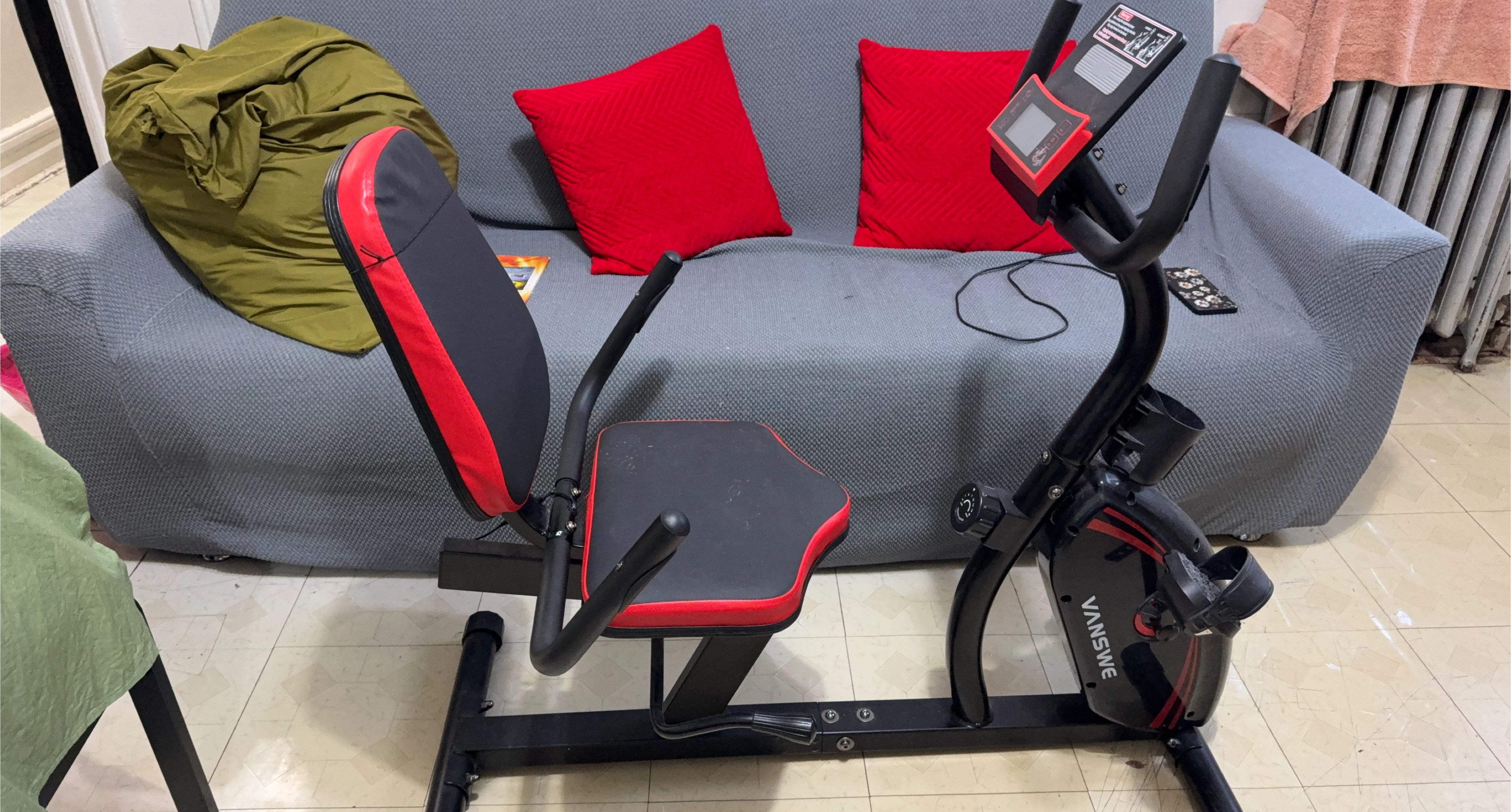 Vanswe Recumbent Exercise Bike - Black/Red