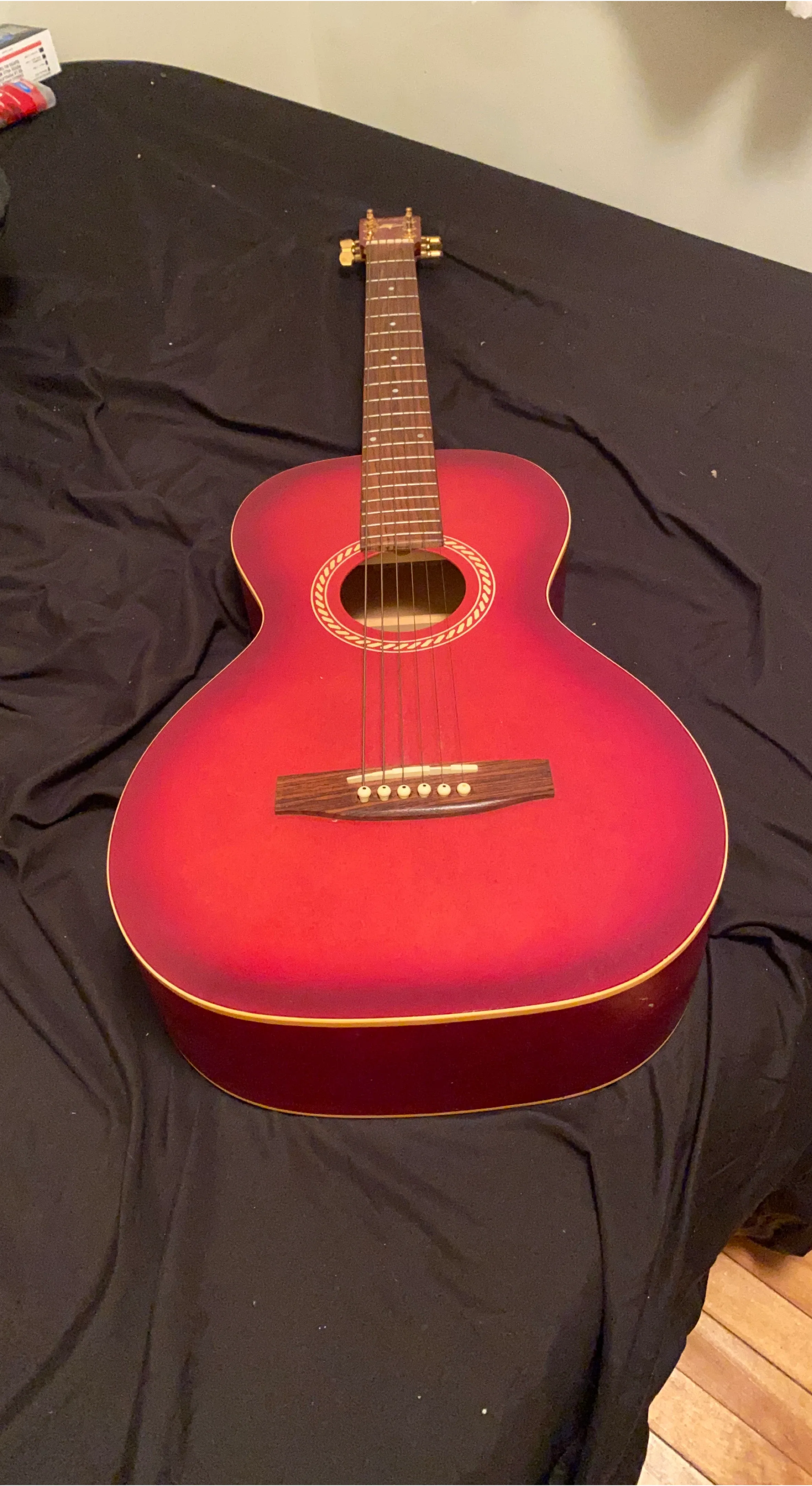 Art & Lutherie Ami Acoustic Guitar