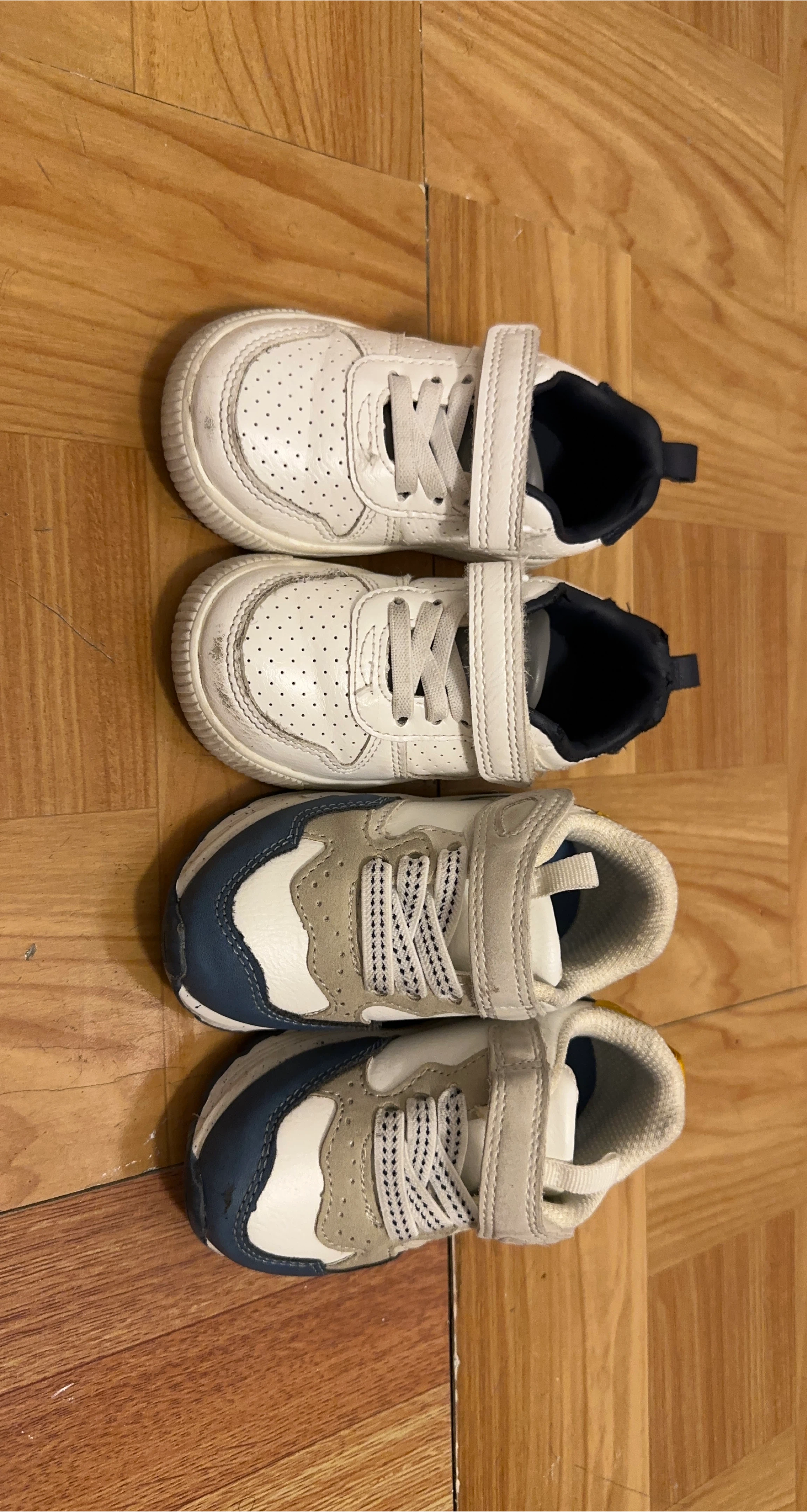 Kids' White Sneakers, Size 6