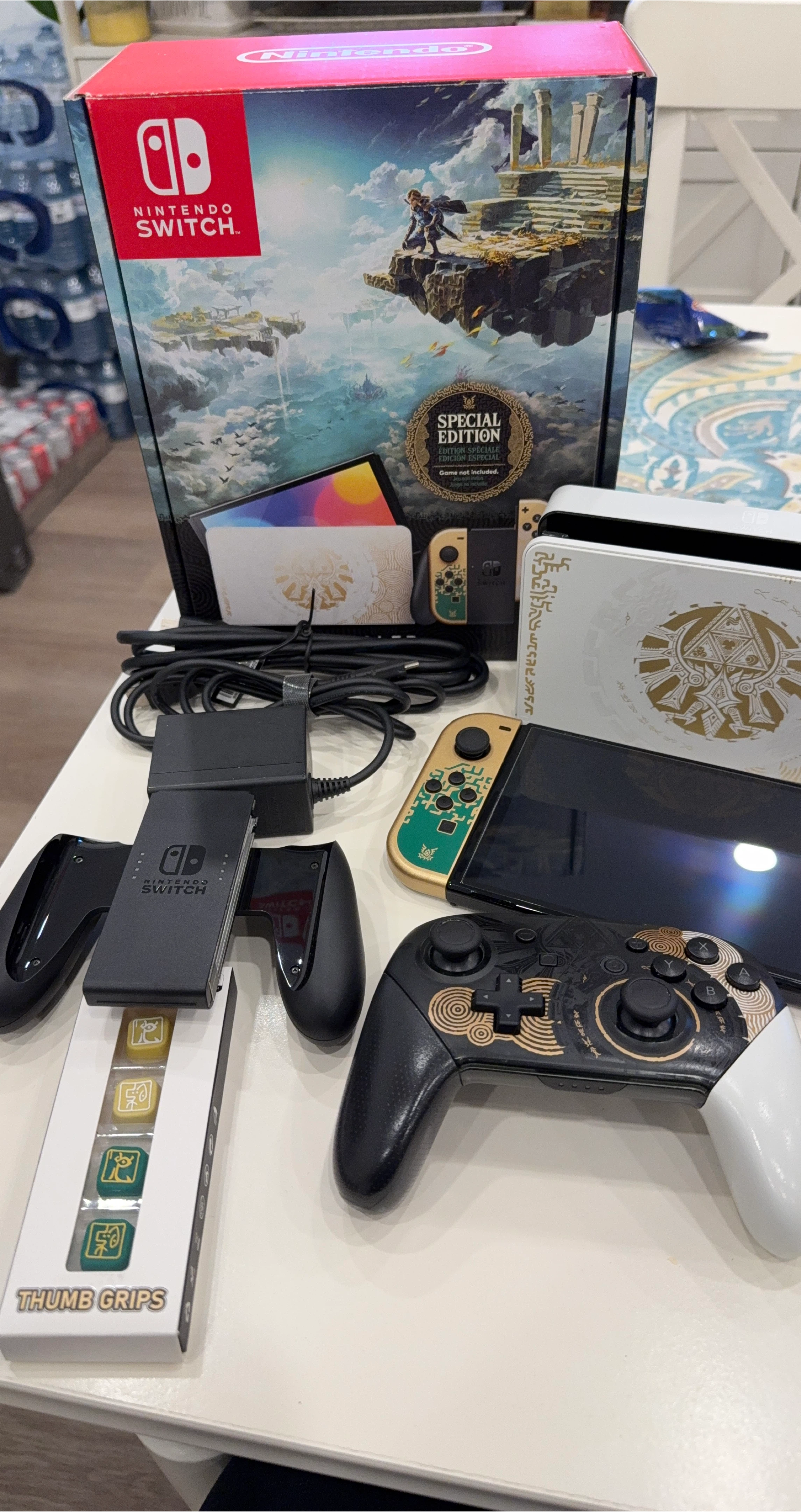 Nintendo Switch OLED Model Zelda Edition
