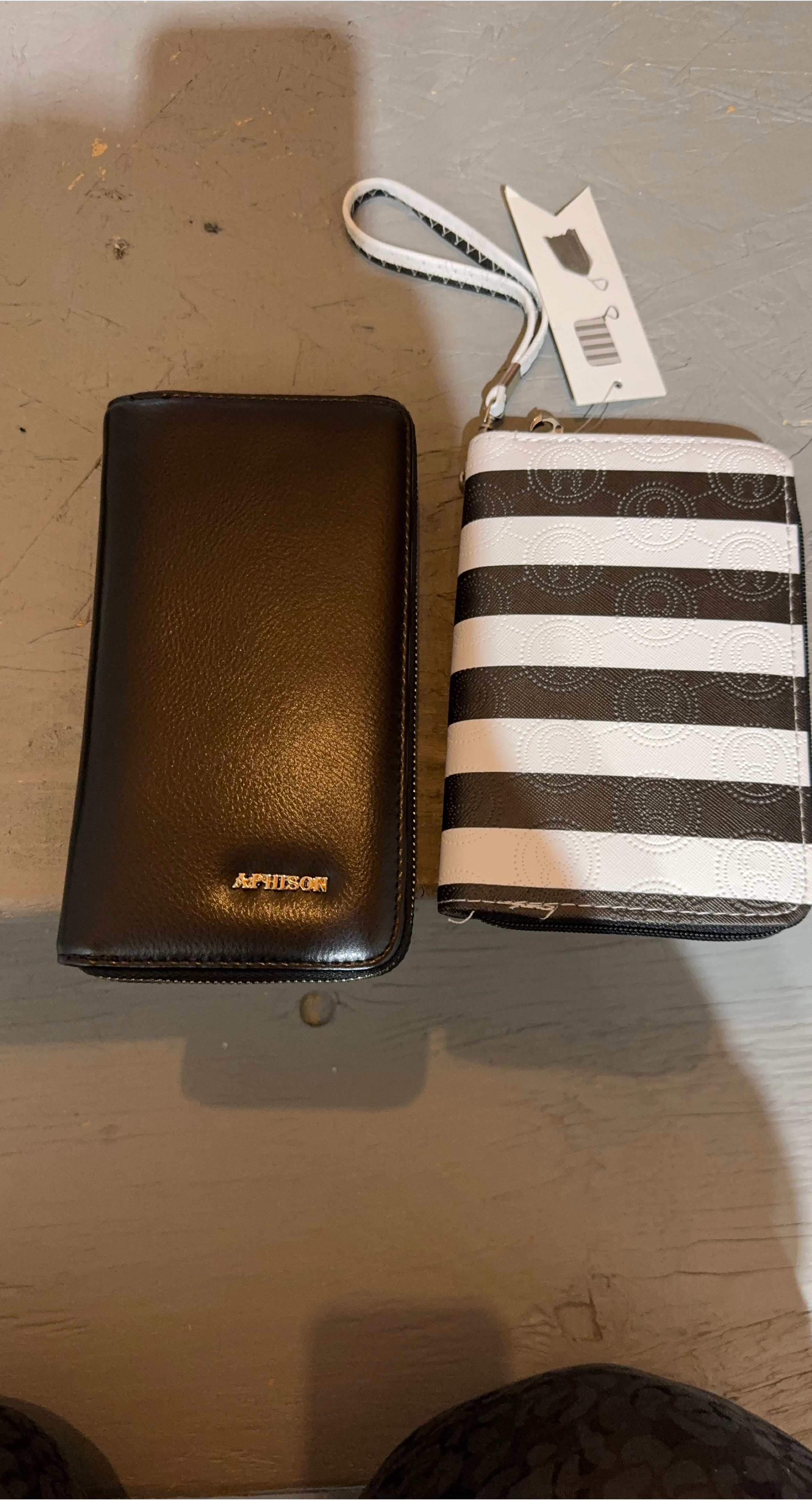 APHISON Black and White Striped Wallets