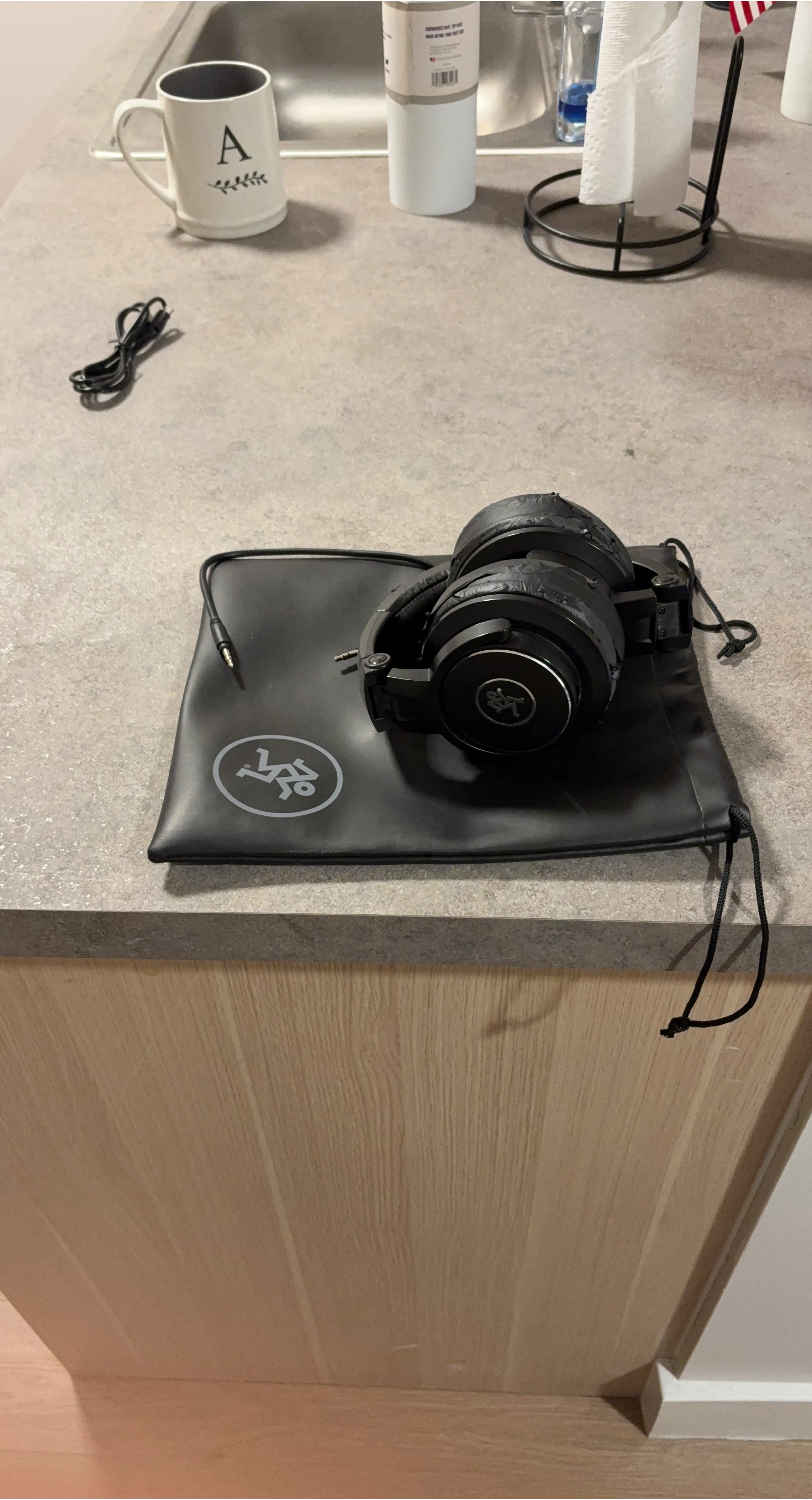 Mackie MC-150 Professional Headphones