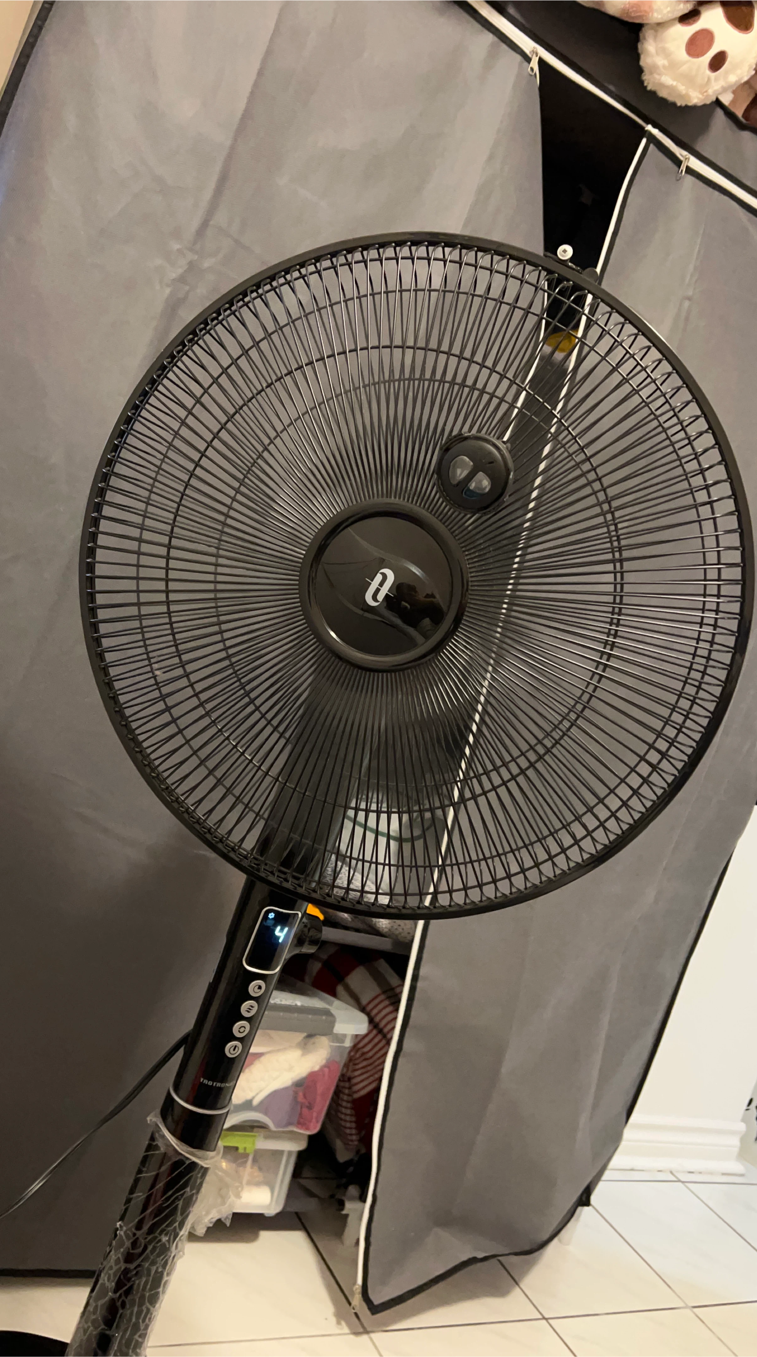 TaoTronics Black Standing Fan