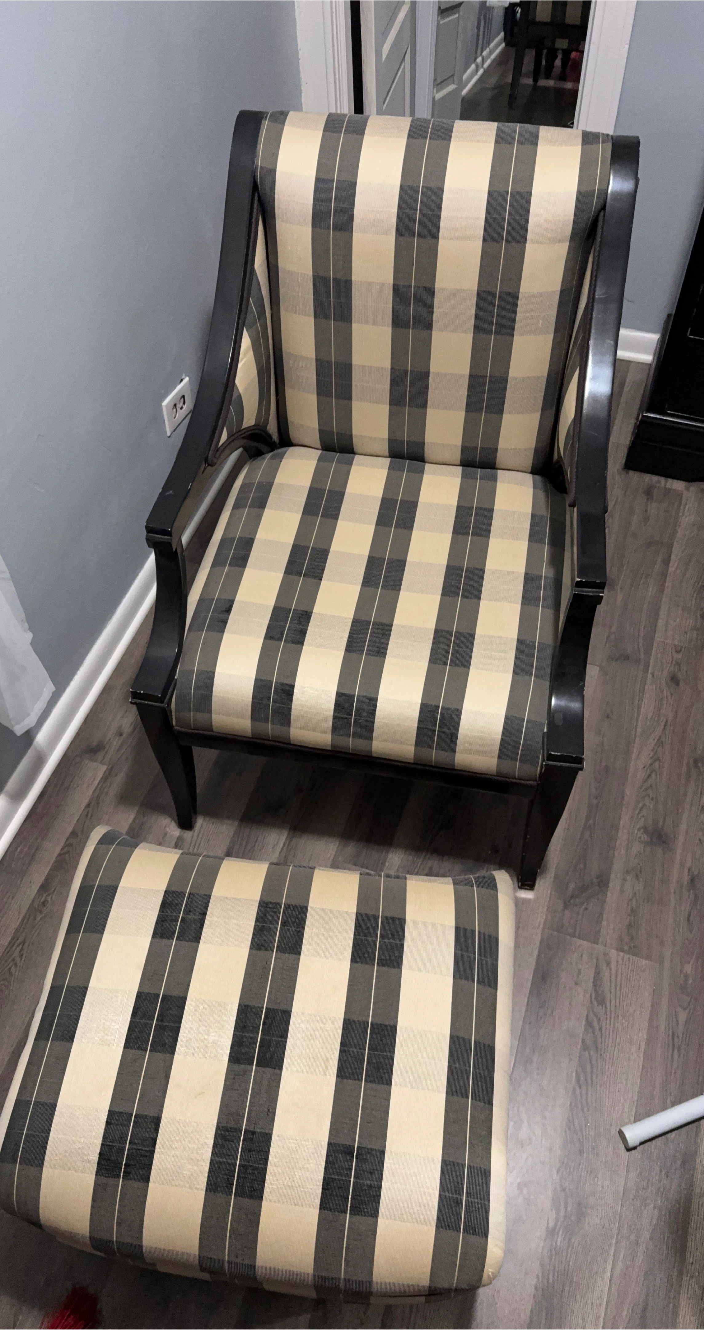 Accent Chair with Ottoman - Plaid Pattern