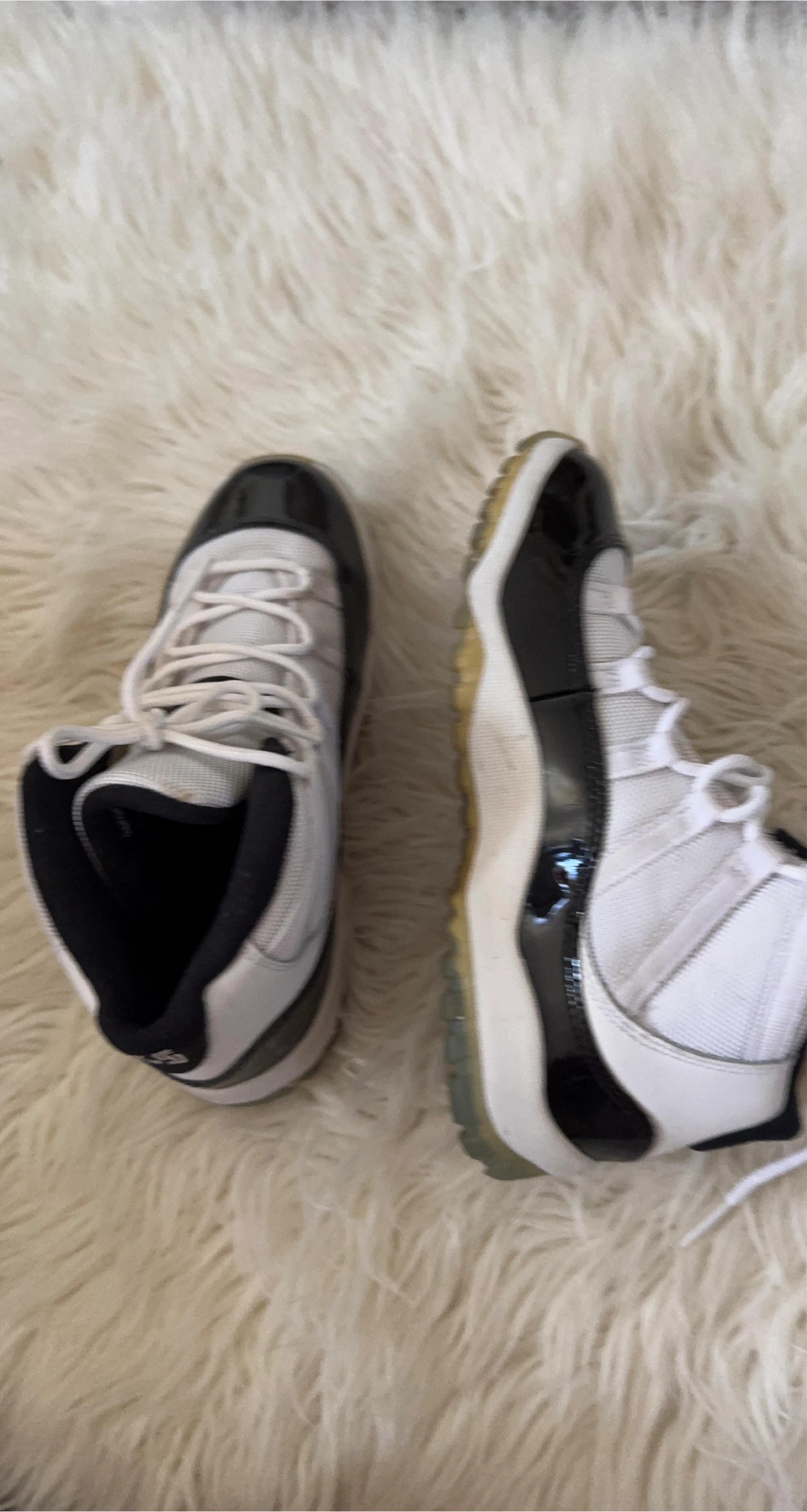Air Jordan 11 Retro Concord