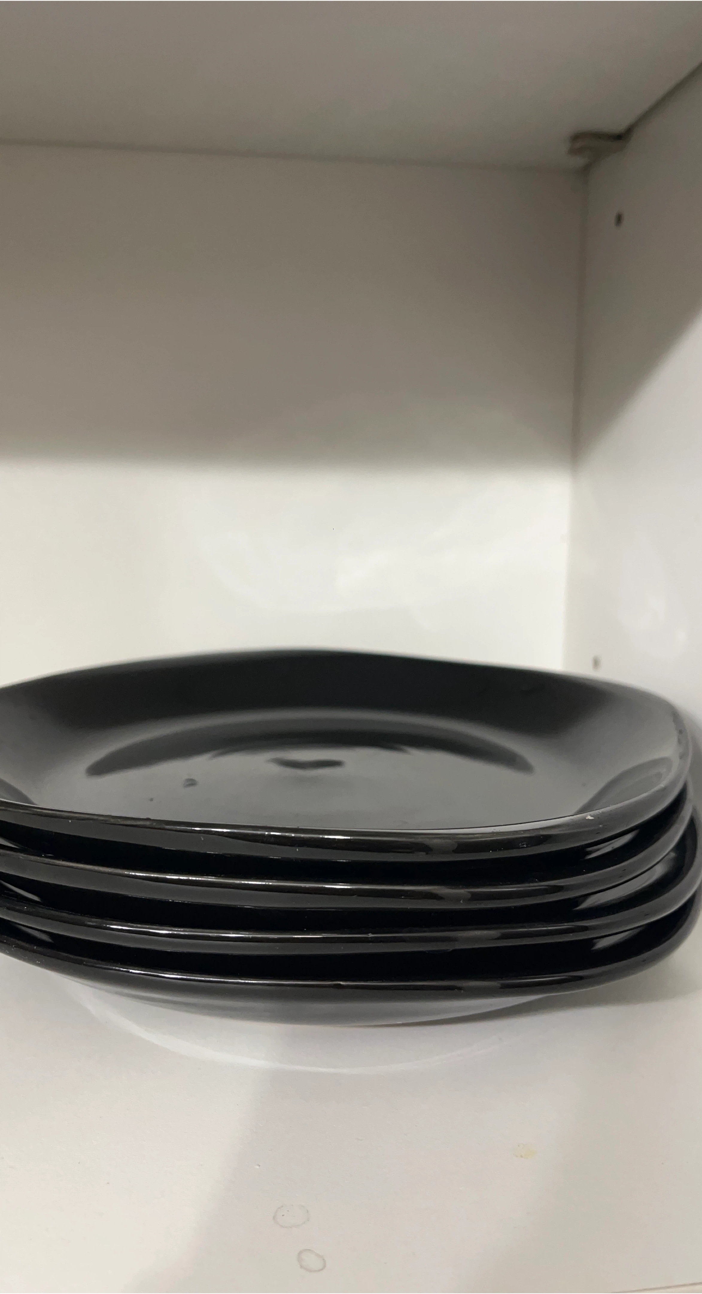 Black Plates - Set of 4