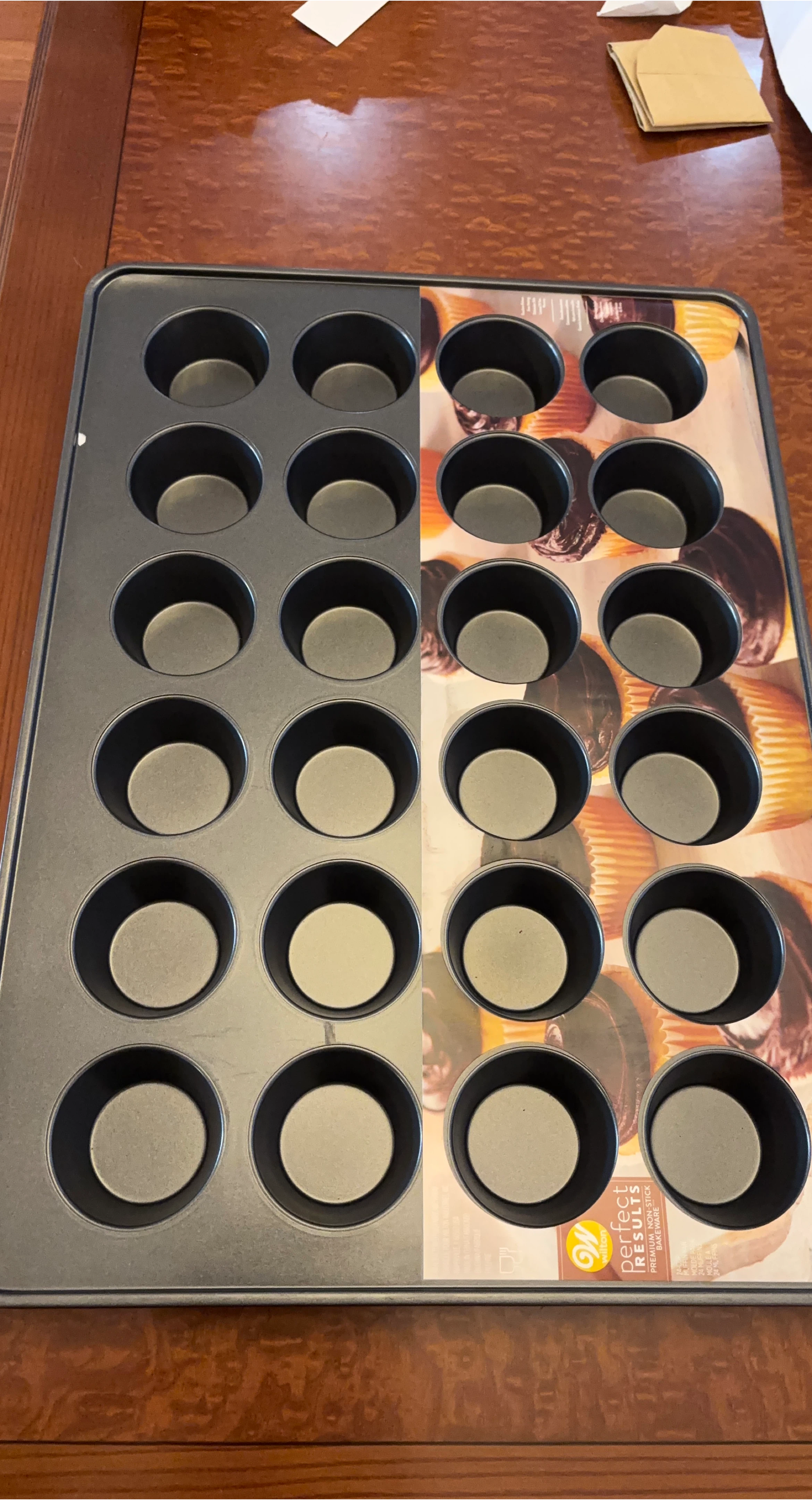Wilton Perfect Results 24-Cup Muffin Pan