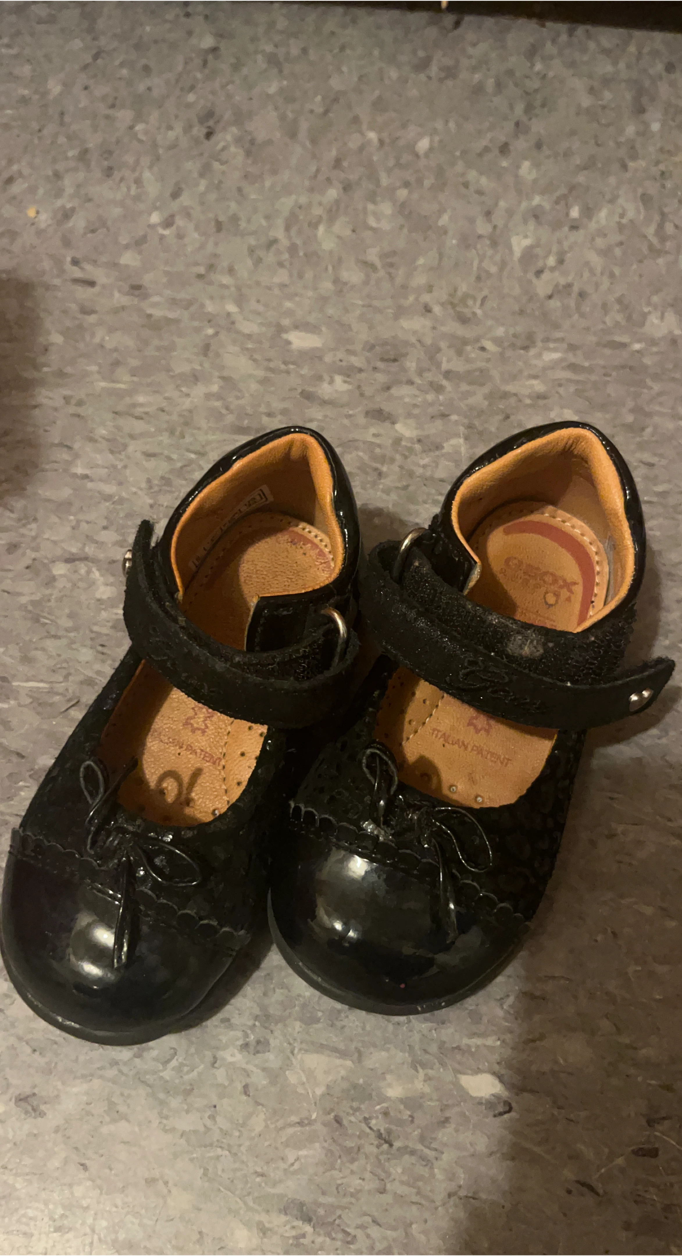 Geox Toddler Black Patent Mary Janes - Size 5 US