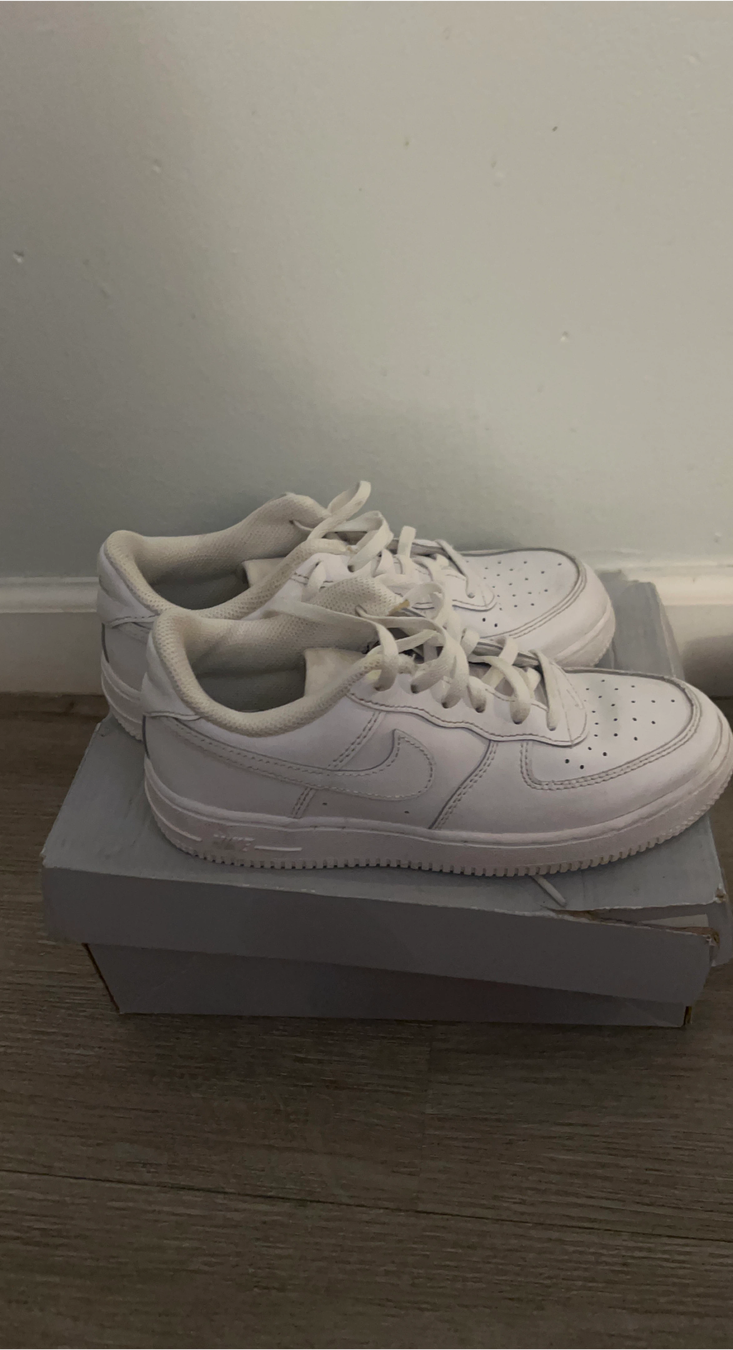 Nike Air Force 1 White