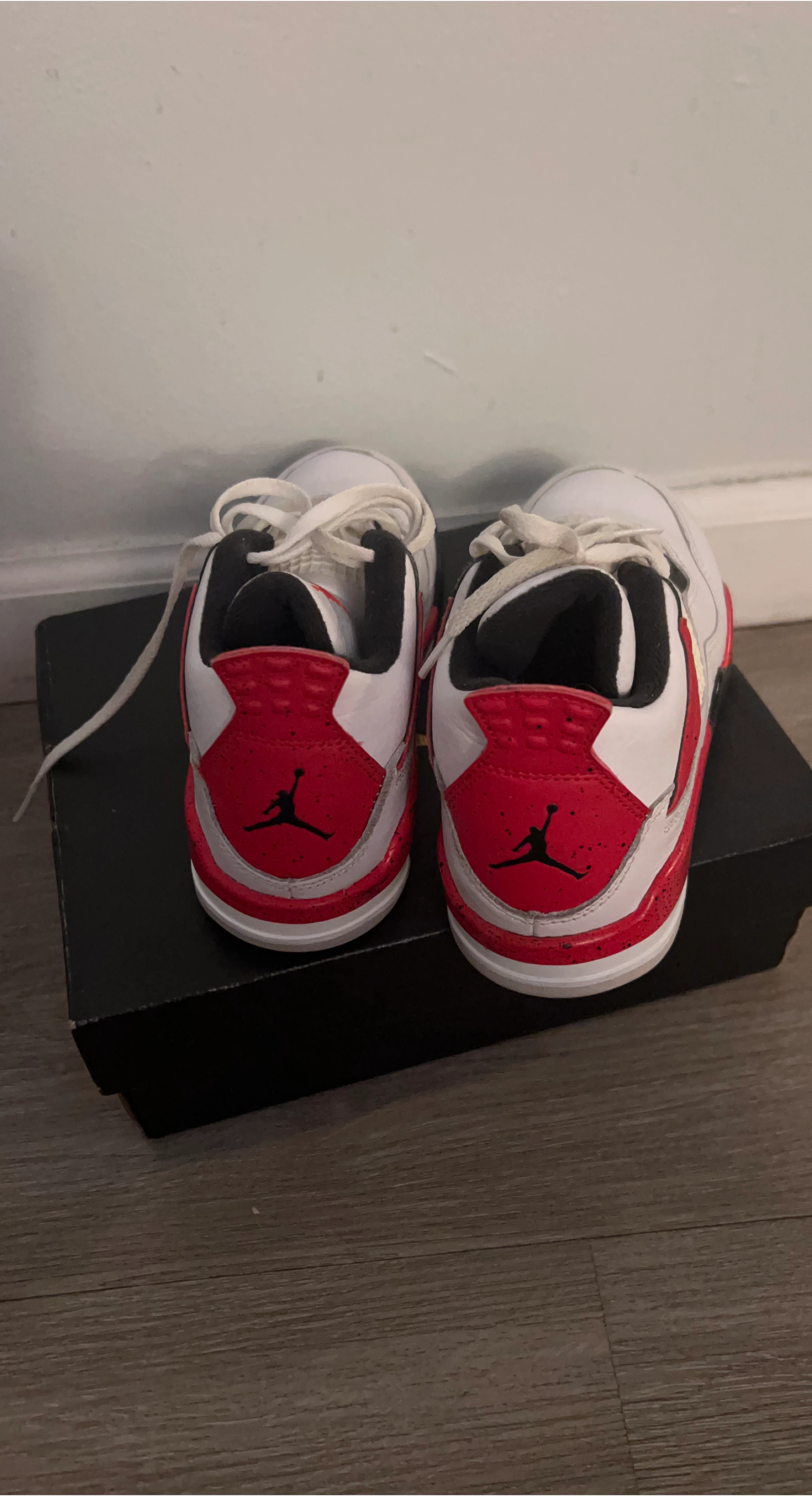 Air Jordan 4 Retro Fire Red