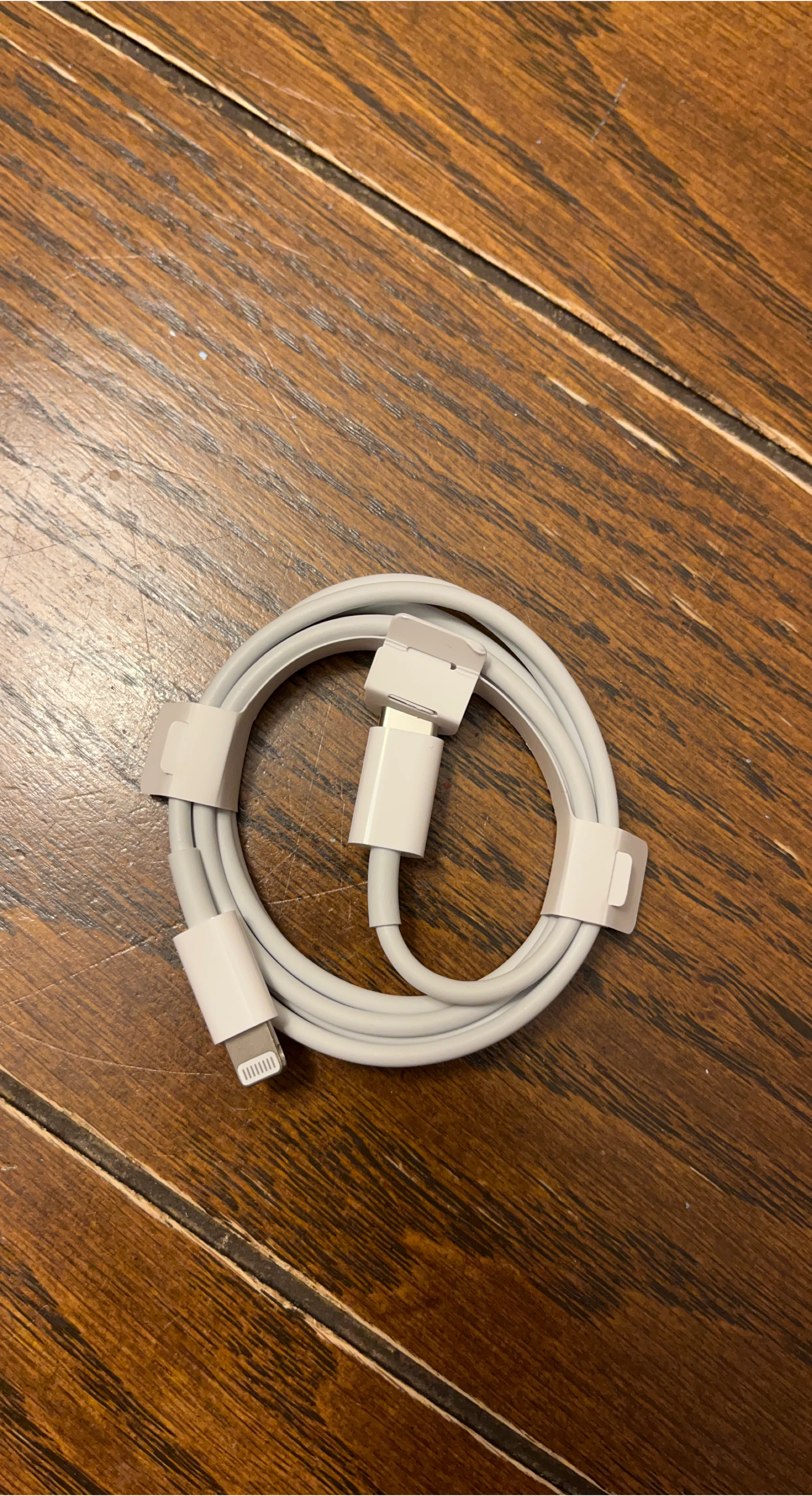 NEW Apple USB-C to Lightning Cable