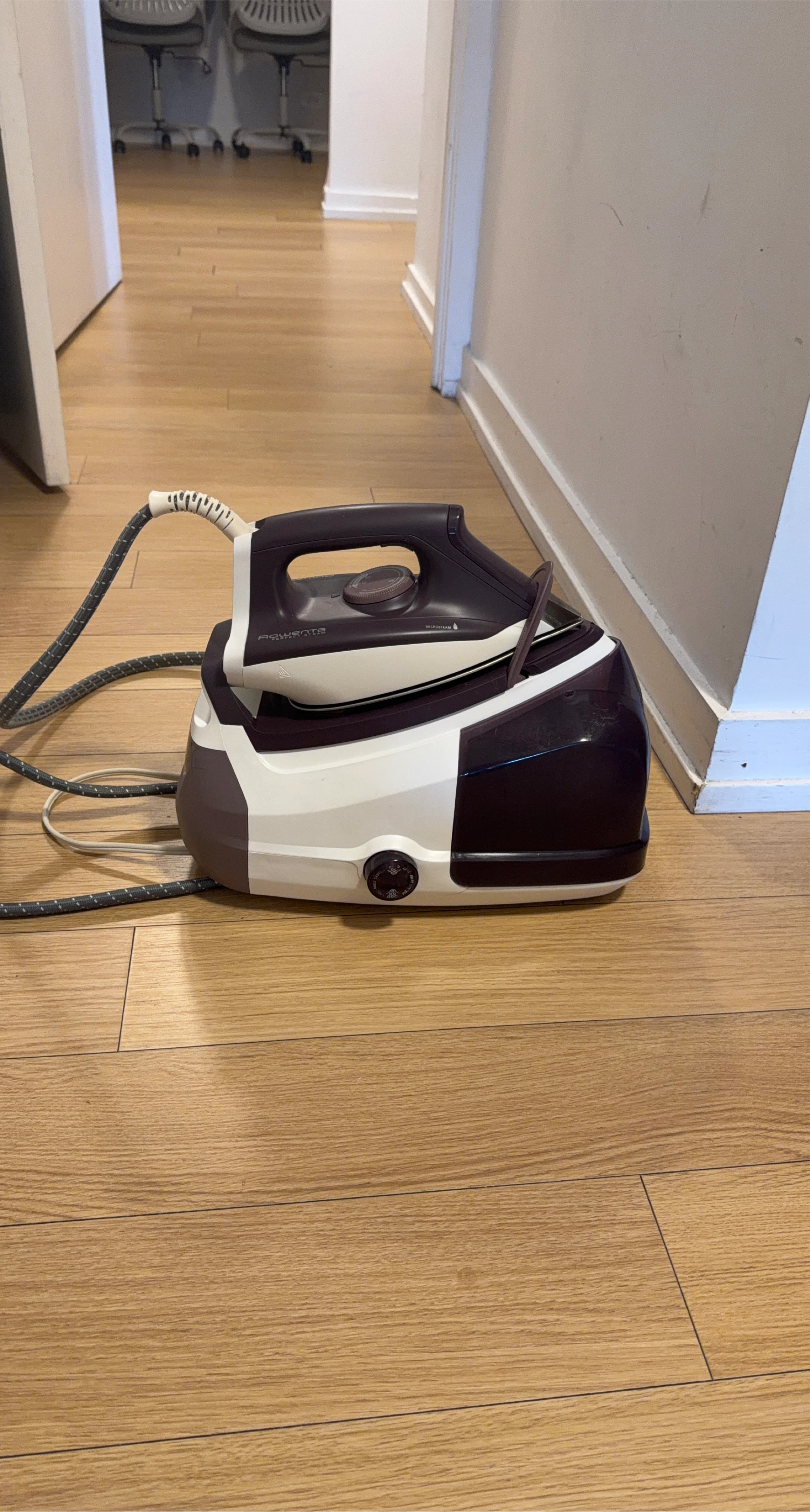 Rowenta Perfect Pro Station Iron