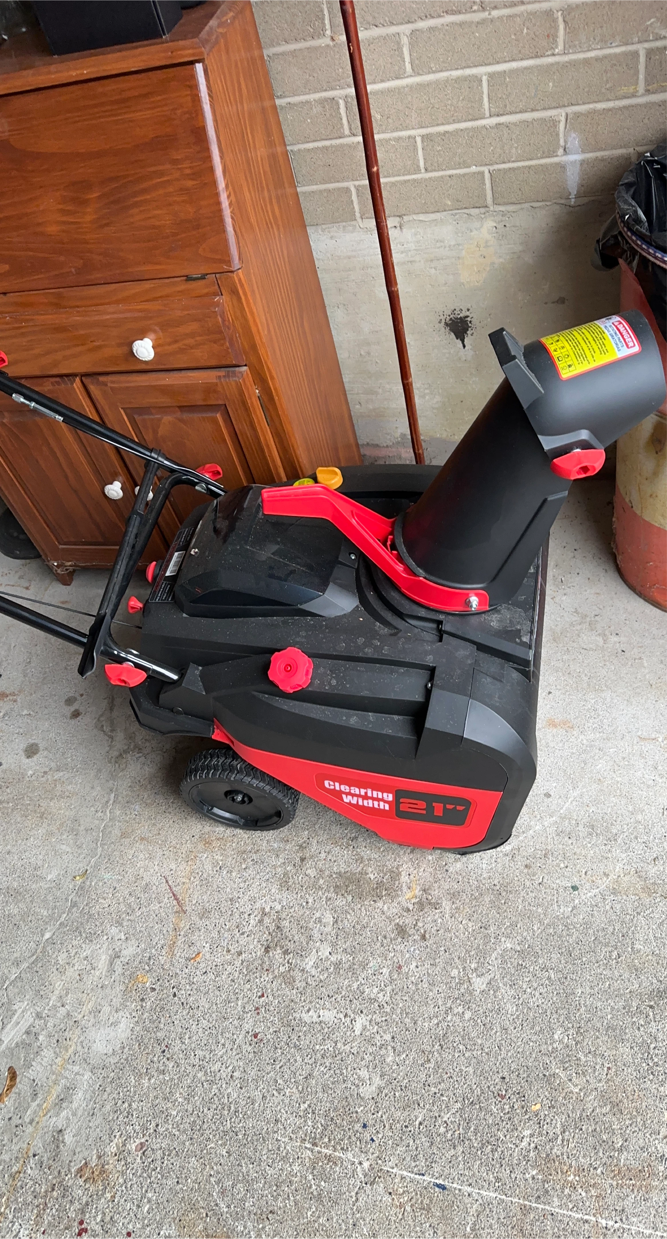 21" Electric Snow Thrower